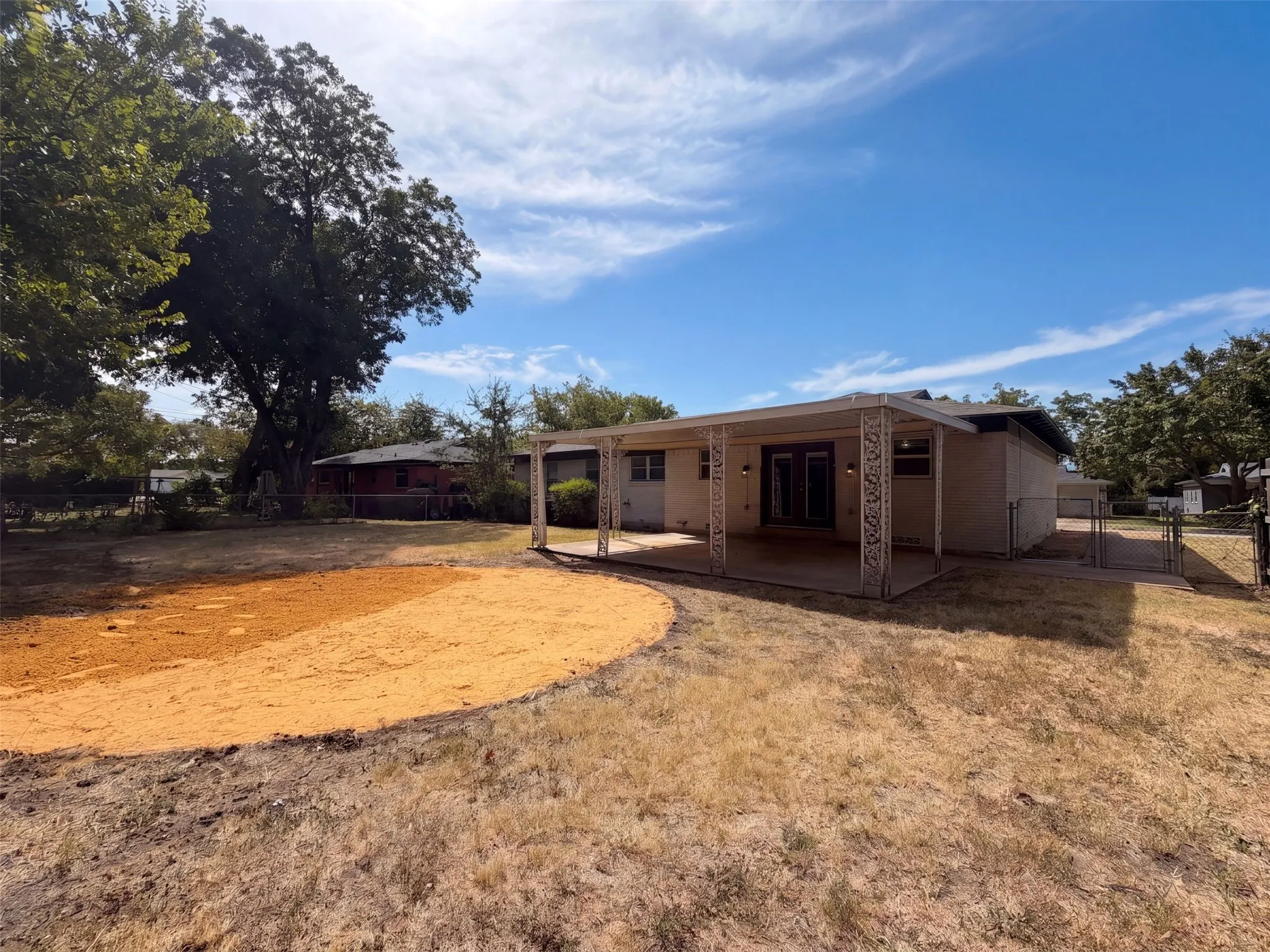 Single Family Residence For Sale in Tarrant County , 5421 Bonnie Wayne Street, Haltom City, Texas 76117, 3 Bedroom, 2 Bathroom, 2 Garage spaces, 1,444 Sqft, built in 1959, mls#21368160, Real Estate Agent in Haltom City, Homes For Sale in Tarrant county, Homes For Sale in Haltom City, Realtor in Haltom City Texas, Real Estate Brokerage Independent Realty Texas, Luminita Cordes Realtor