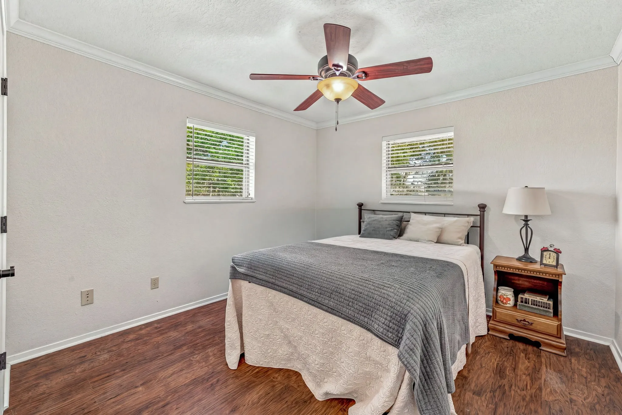 Single Family Residence For Sale in Erath County , 907 County Road 484, Stephenville, Texas 76401, 4 Bedroom, 3 Bathroom, 2 Garage spaces, 2,351 Sqft, built in 1976, mls#21368060, Real Estate Agent in Stephenville, Homes For Sale in Erath county, Homes For Sale in Stephenville, Realtor in Stephenville Texas, Real Estate Brokerage Independent Realty Texas, Luminita Cordes Realtor