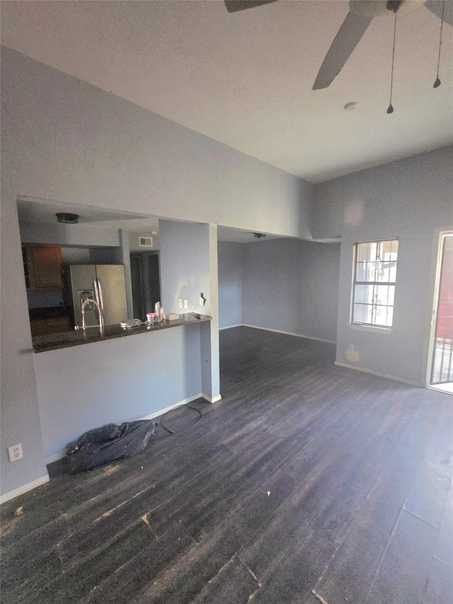Single Family Residence For Sale in Dallas County , 428 Liberty Place, Grand Prairie, Texas 75052, 2 Bedroom, 2 Bathroom, Garage spaces, 1,121 Sqft, built in 1984, mls#21368077, Real Estate Agent in Grand Prairie, Homes For Sale in Dallas county, Homes For Sale in Grand Prairie, Realtor in Grand Prairie Texas, Real Estate Brokerage Independent Realty Texas, Luminita Cordes Realtor