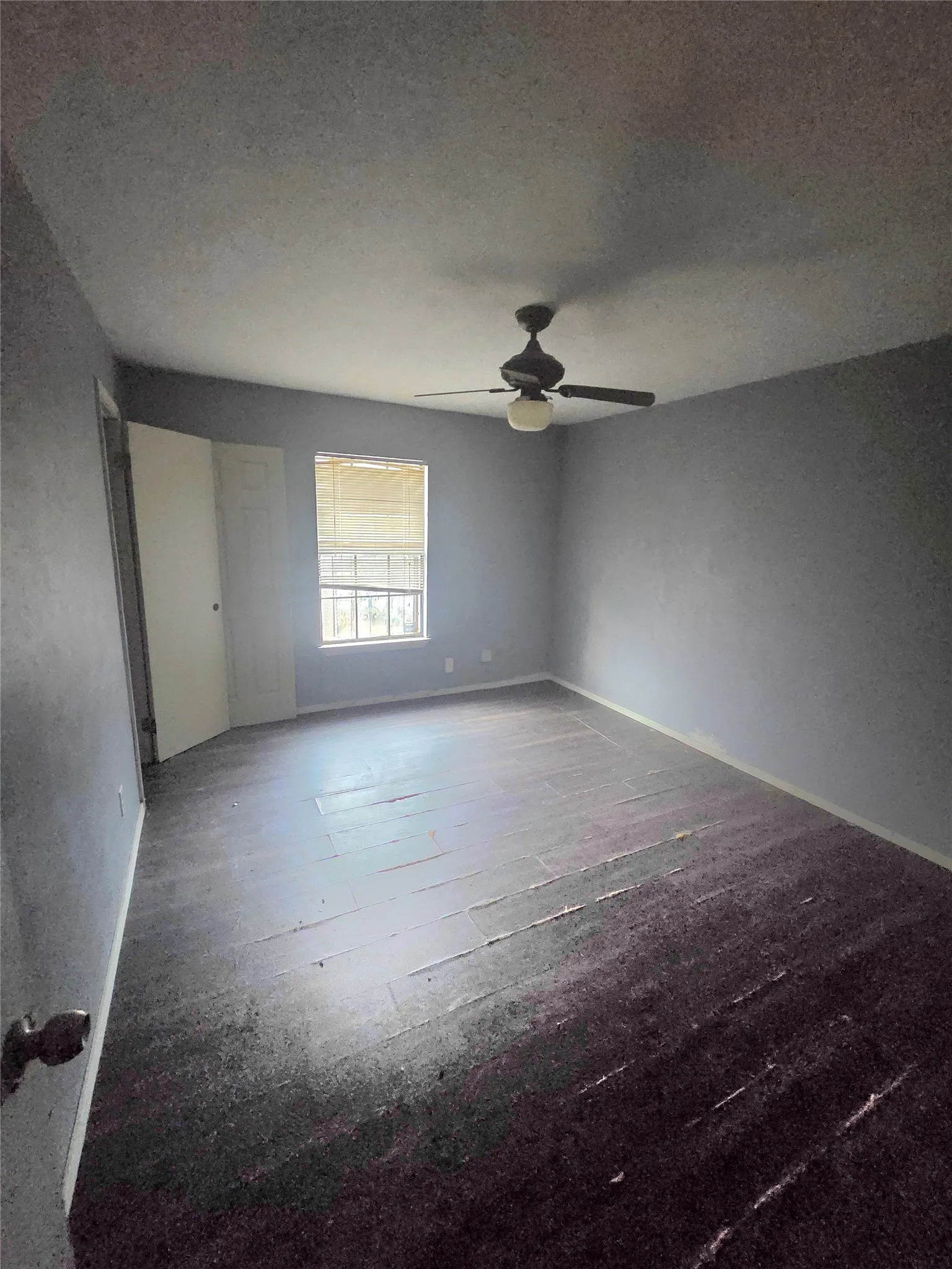 Single Family Residence For Sale in Dallas County , 428 Liberty Place, Grand Prairie, Texas 75052, 2 Bedroom, 2 Bathroom, Garage spaces, 1,121 Sqft, built in 1984, mls#21368077, Real Estate Agent in Grand Prairie, Homes For Sale in Dallas county, Homes For Sale in Grand Prairie, Realtor in Grand Prairie Texas, Real Estate Brokerage Independent Realty Texas, Luminita Cordes Realtor