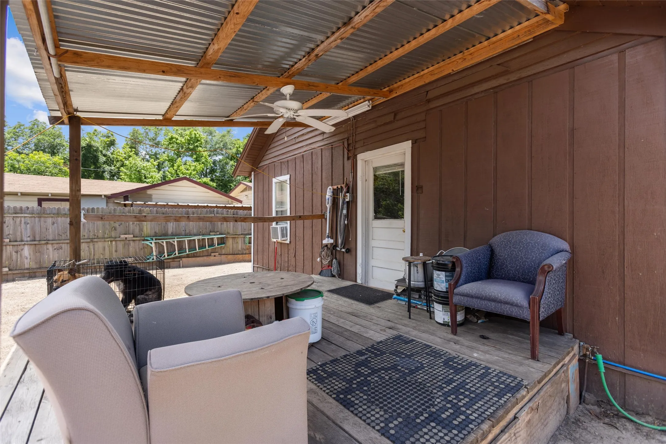 Single Family Residence For Sale in Henderson County , 606 N Needmore Street, Athens, Texas 75751, 2 Bedroom, 1 Bathroom, Garage spaces, 604 Sqft, built in 1975, mls#21367032, Real Estate Agent in Athens, Homes For Sale in Henderson county, Homes For Sale in Athens, Realtor in Athens Texas, Real Estate Brokerage Independent Realty Texas, Luminita Cordes Realtor
