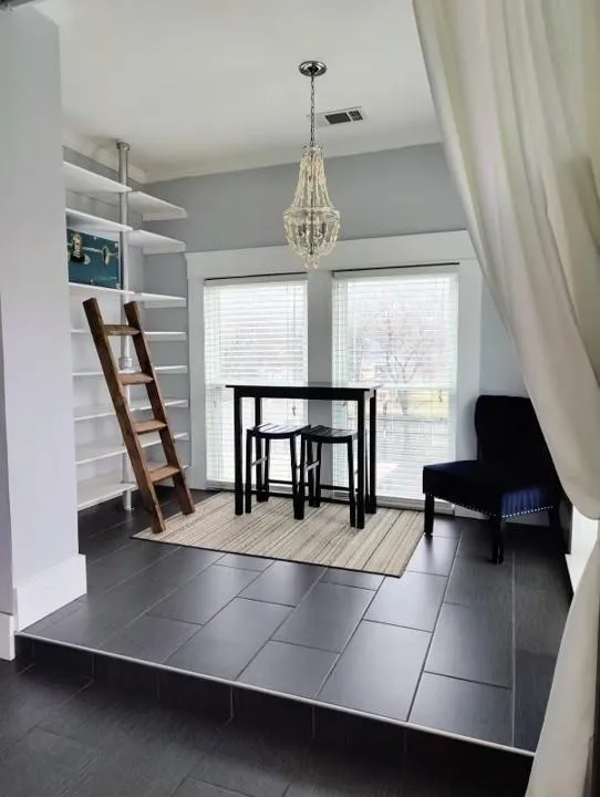Single Family Residence For Sale in Mc Lennan County , 617 S 12th Street, Waco, Texas 76706, 5 Bedroom, 4 Bathroom, Garage spaces, 2,976 Sqft, built in 1920, Price $824,900, mls#21368177, Real Estate Agent in Waco, Homes For Sale in Mc Lennan county, Homes For Sale in Waco, Realtor in Waco Texas, Real Estate Brokerage Independent Realty Texas, Luminita Cordes Realtor