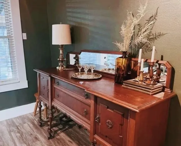Single Family Residence For Sale in Mc Lennan County , 617 S 12th Street, Waco, Texas 76706, 5 Bedroom, 4 Bathroom, Garage spaces, 2,976 Sqft, built in 1920, Price $824,900, mls#21368177, Real Estate Agent in Waco, Homes For Sale in Mc Lennan county, Homes For Sale in Waco, Realtor in Waco Texas, Real Estate Brokerage Independent Realty Texas, Luminita Cordes Realtor