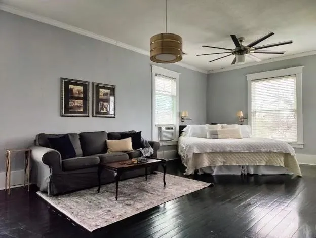 Single Family Residence For Sale in Mc Lennan County , 617 S 12th Street, Waco, Texas 76706, 5 Bedroom, 4 Bathroom, Garage spaces, 2,976 Sqft, built in 1920, Price $824,900, mls#21368177, Real Estate Agent in Waco, Homes For Sale in Mc Lennan county, Homes For Sale in Waco, Realtor in Waco Texas, Real Estate Brokerage Independent Realty Texas, Luminita Cordes Realtor