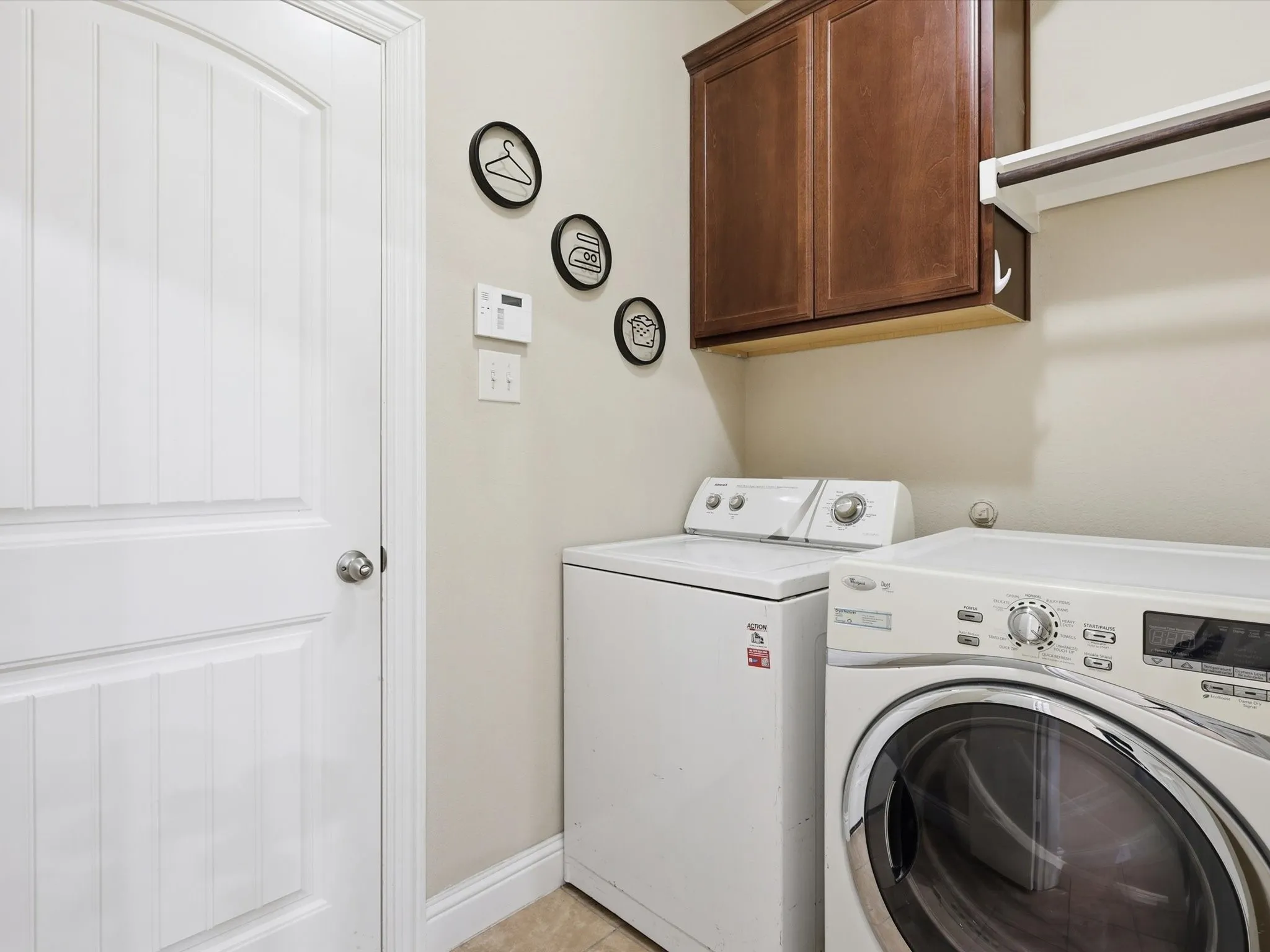 Single Family Residence For Rent in Denton County , 609 Racine Drive, Oak Point, Texas 75068, 3 Bedroom, 2 Bathroom, 2 Garage spaces, 1,862 Sqft, built in 2016, mls#21365209, Real Estate Agent in Oak Point, Homes For Rent in Denton county, Homes For Rent in Oak Point, Realtor in Oak Point Texas, Real Estate Brokerage Independent Realty Texas, Luminita Cordes Realtor