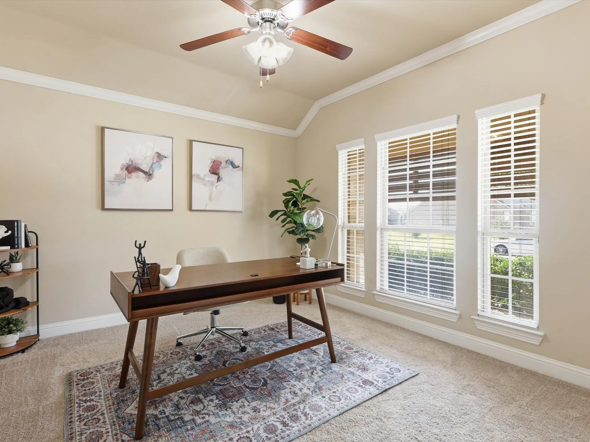Single Family Residence For Rent in Denton County , 609 Racine Drive, Oak Point, Texas 75068, 3 Bedroom, 2 Bathroom, 2 Garage spaces, 1,862 Sqft, built in 2016, mls#21365209, Real Estate Agent in Oak Point, Homes For Rent in Denton county, Homes For Rent in Oak Point, Realtor in Oak Point Texas, Real Estate Brokerage Independent Realty Texas, Luminita Cordes Realtor