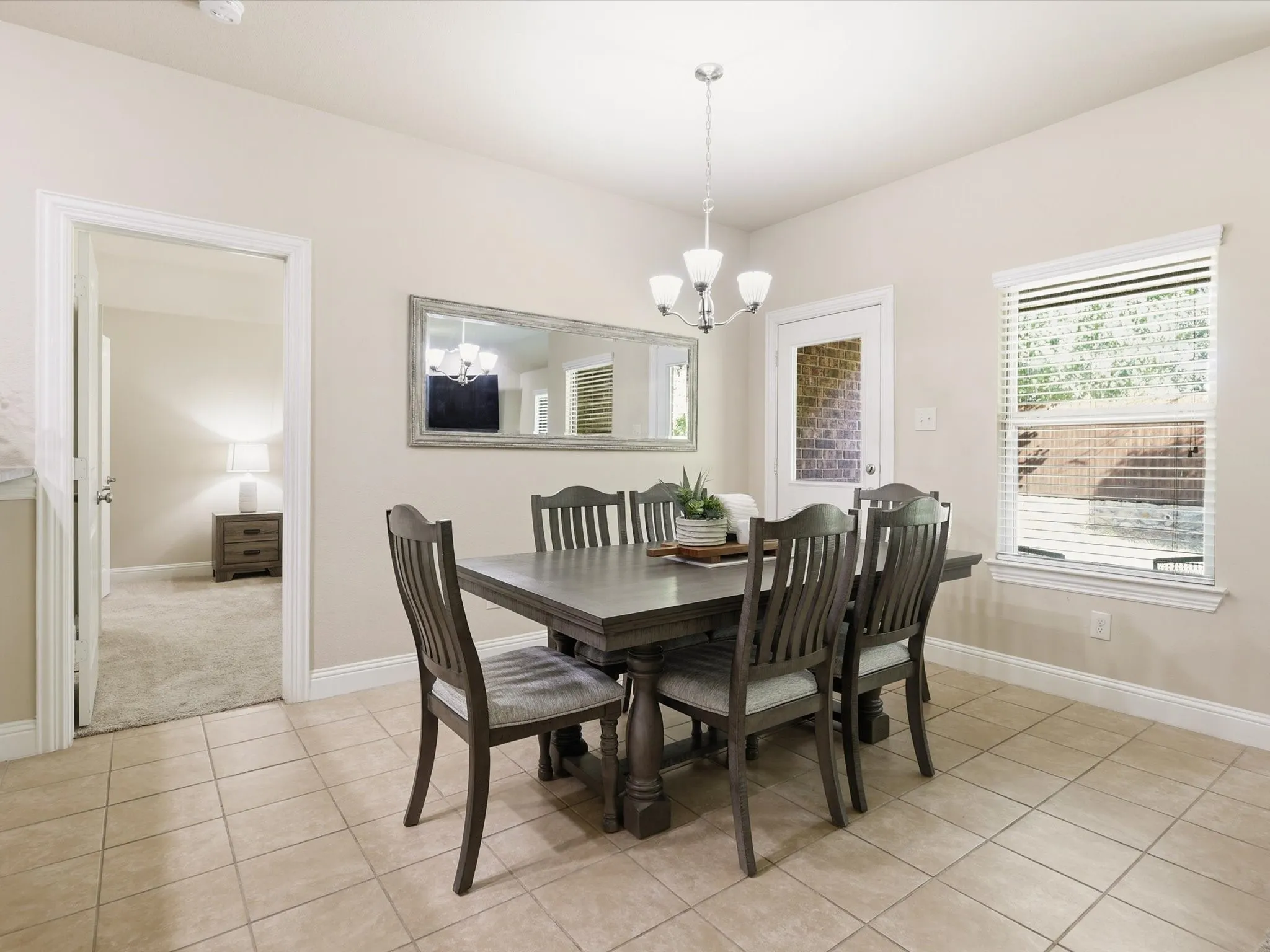Single Family Residence For Rent in Denton County , 609 Racine Drive, Oak Point, Texas 75068, 3 Bedroom, 2 Bathroom, 2 Garage spaces, 1,862 Sqft, built in 2016, mls#21365209, Real Estate Agent in Oak Point, Homes For Rent in Denton county, Homes For Rent in Oak Point, Realtor in Oak Point Texas, Real Estate Brokerage Independent Realty Texas, Luminita Cordes Realtor