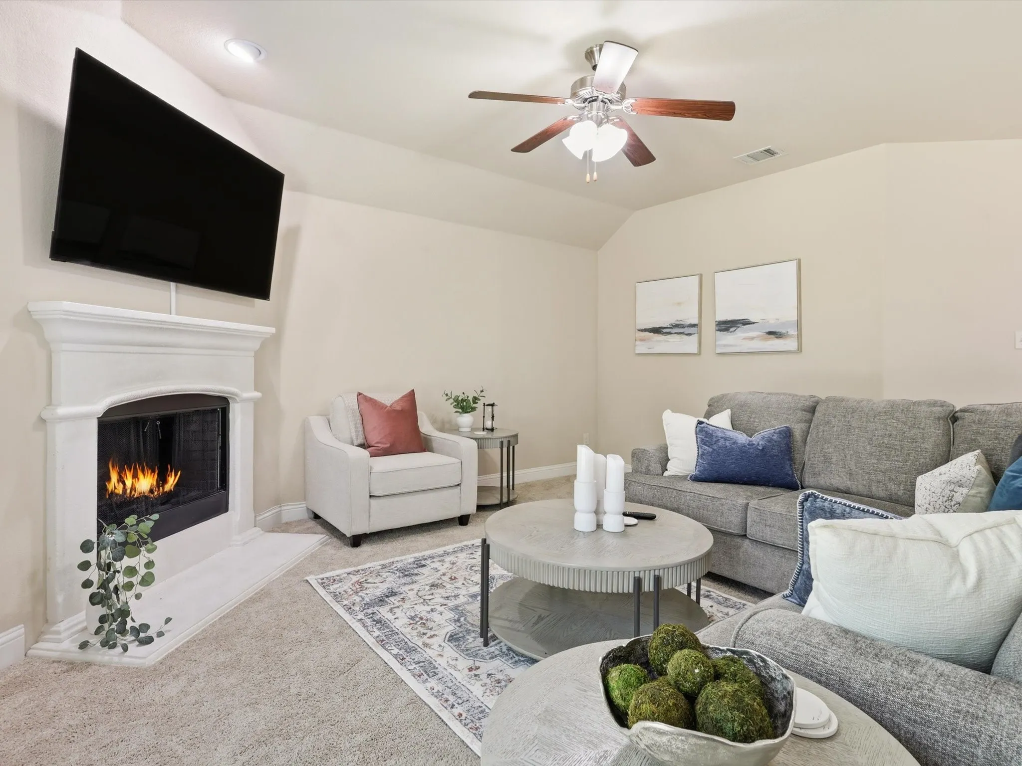 Single Family Residence For Rent in Denton County , 609 Racine Drive, Oak Point, Texas 75068, 3 Bedroom, 2 Bathroom, 2 Garage spaces, 1,862 Sqft, built in 2016, mls#21365209, Real Estate Agent in Oak Point, Homes For Rent in Denton county, Homes For Rent in Oak Point, Realtor in Oak Point Texas, Real Estate Brokerage Independent Realty Texas, Luminita Cordes Realtor