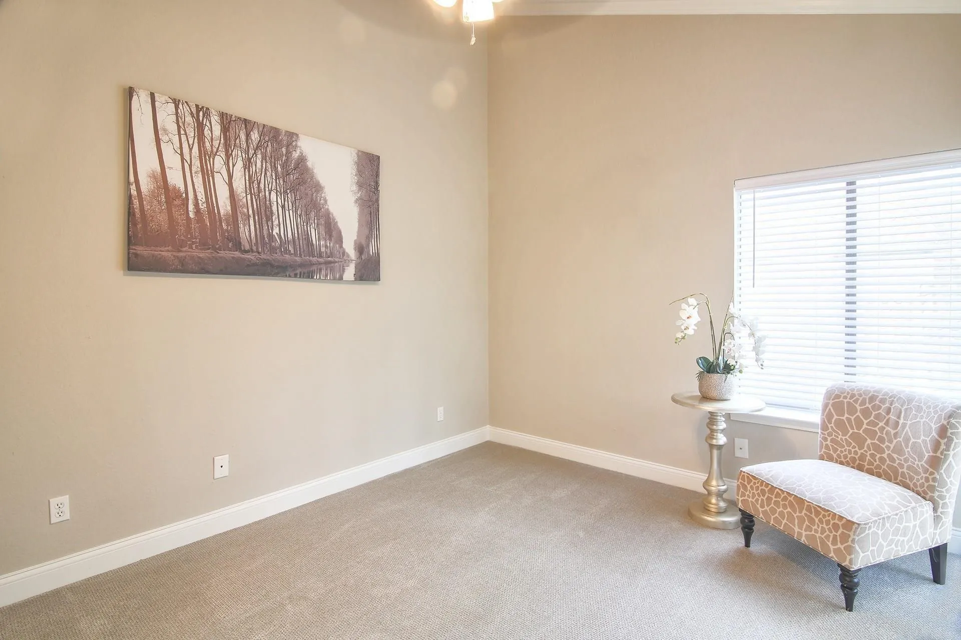 Condominium For Rent in Dallas County , 821 Dublin Drive 219, Richardson, Texas 75080, 3 Bedroom, 2 Bathroom, 1 Garage spaces, 1,365 Sqft, built in 1981, mls#21368173, Real Estate Agent in Richardson, Homes For Rent in Dallas county, Homes For Rent in Richardson, Realtor in Richardson Texas, Real Estate Brokerage Independent Realty Texas, Luminita Cordes Realtor