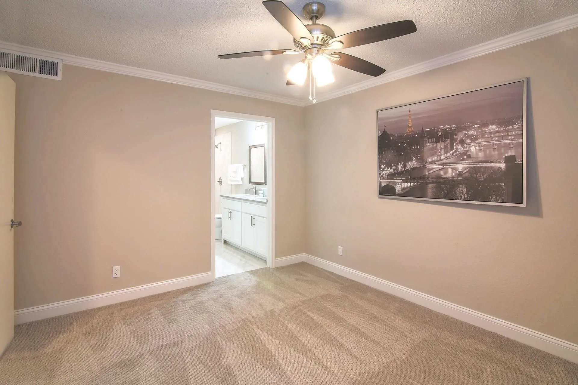 Condominium For Rent in Dallas County , 821 Dublin Drive 219, Richardson, Texas 75080, 3 Bedroom, 2 Bathroom, 1 Garage spaces, 1,365 Sqft, built in 1981, mls#21368173, Real Estate Agent in Richardson, Homes For Rent in Dallas county, Homes For Rent in Richardson, Realtor in Richardson Texas, Real Estate Brokerage Independent Realty Texas, Luminita Cordes Realtor