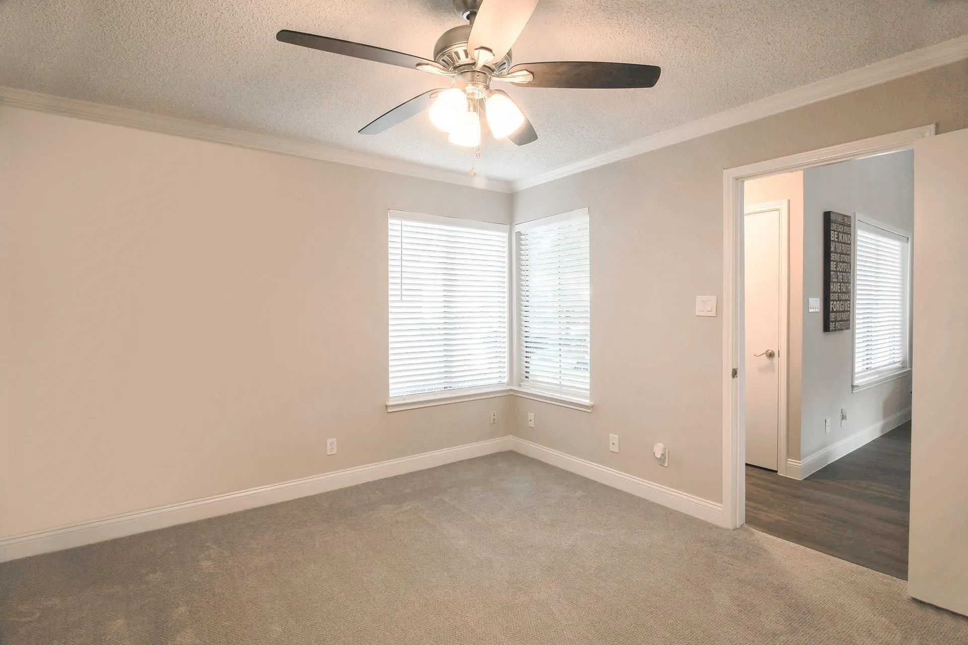 Condominium For Rent in Dallas County , 821 Dublin Drive 219, Richardson, Texas 75080, 3 Bedroom, 2 Bathroom, 1 Garage spaces, 1,365 Sqft, built in 1981, mls#21368173, Real Estate Agent in Richardson, Homes For Rent in Dallas county, Homes For Rent in Richardson, Realtor in Richardson Texas, Real Estate Brokerage Independent Realty Texas, Luminita Cordes Realtor
