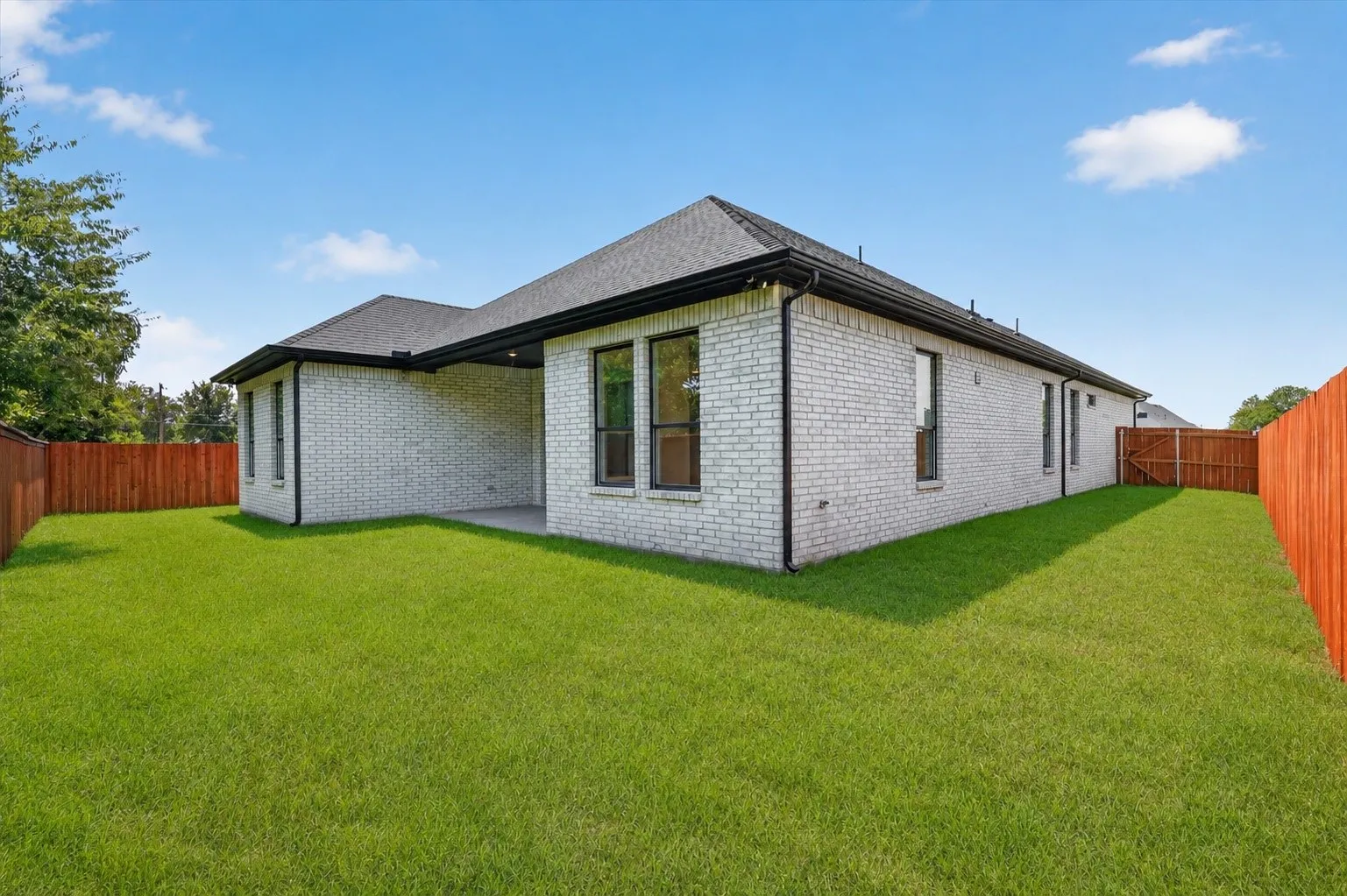 Single Family Residence For Sale in Ellis County , 118 Emma Street, Red Oak, Texas 75154, 4 Bedroom, 3 Bathroom, 2 Garage spaces, 2,347 Sqft, built in 2026, mls#21364740, Real Estate Agent in Red Oak, Homes For Sale in Ellis county, Homes For Sale in Red Oak, Realtor in Red Oak Texas, Real Estate Brokerage Independent Realty Texas, Luminita Cordes Realtor