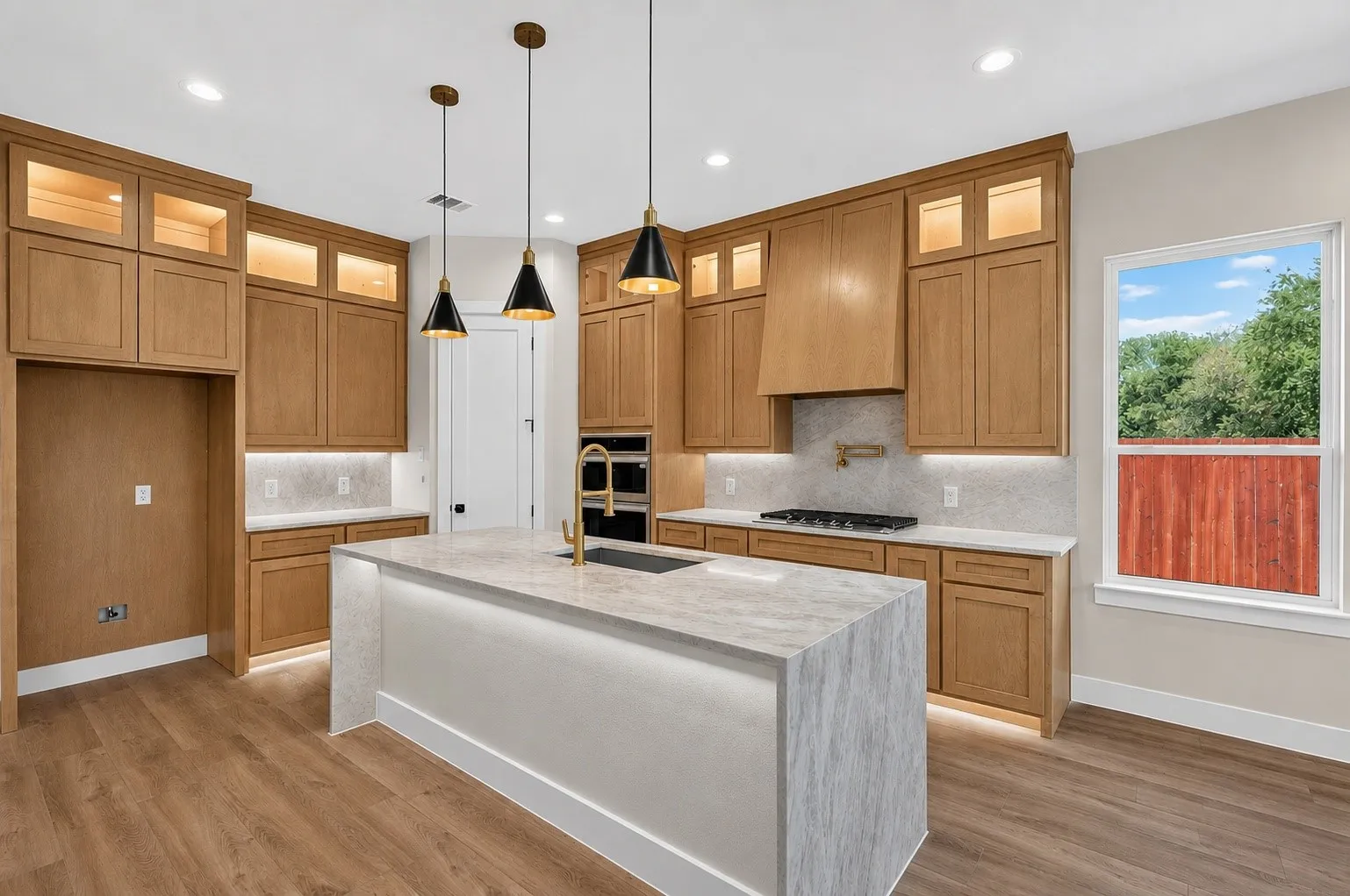 Single Family Residence For Sale in Ellis County , 118 Emma Street, Red Oak, Texas 75154, 4 Bedroom, 3 Bathroom, 2 Garage spaces, 2,347 Sqft, built in 2026, mls#21364740, Real Estate Agent in Red Oak, Homes For Sale in Ellis county, Homes For Sale in Red Oak, Realtor in Red Oak Texas, Real Estate Brokerage Independent Realty Texas, Luminita Cordes Realtor