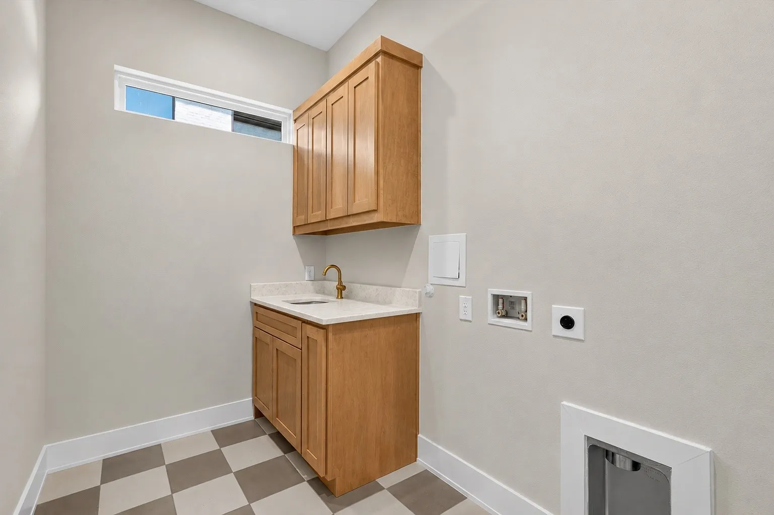 Single Family Residence For Sale in Ellis County , 118 Emma Street, Red Oak, Texas 75154, 4 Bedroom, 3 Bathroom, 2 Garage spaces, 2,347 Sqft, built in 2026, mls#21364740, Real Estate Agent in Red Oak, Homes For Sale in Ellis county, Homes For Sale in Red Oak, Realtor in Red Oak Texas, Real Estate Brokerage Independent Realty Texas, Luminita Cordes Realtor