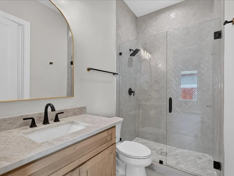 2nd Primary Bathroom