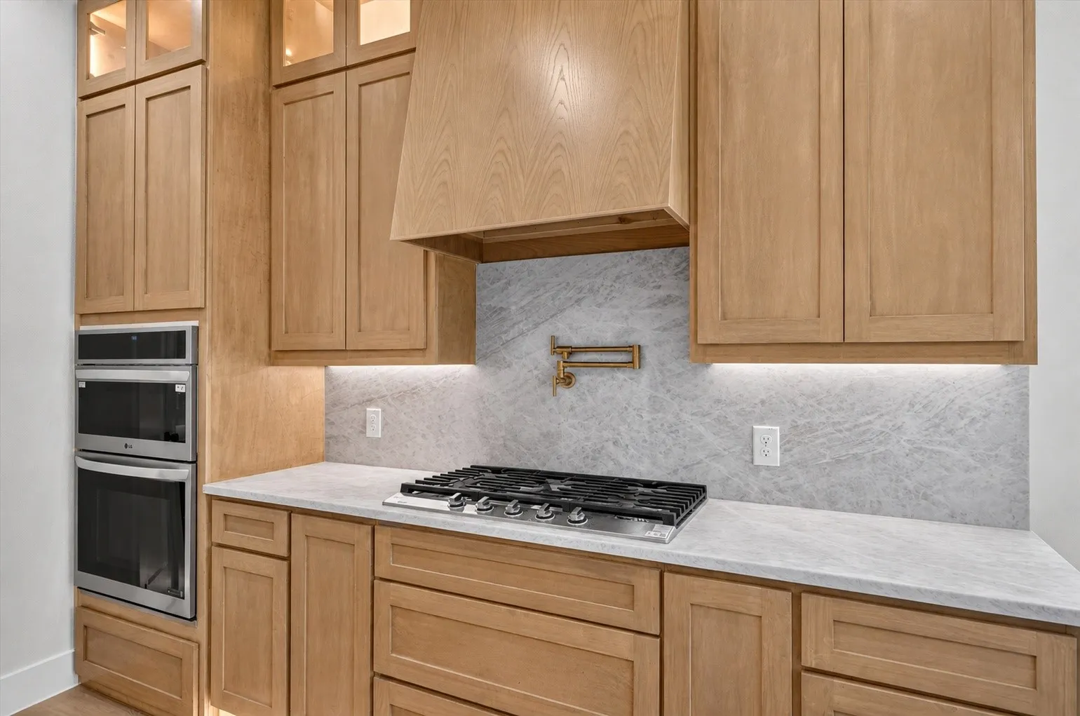 Single Family Residence For Sale in Ellis County , 118 Emma Street, Red Oak, Texas 75154, 4 Bedroom, 3 Bathroom, 2 Garage spaces, 2,347 Sqft, built in 2026, mls#21364740, Real Estate Agent in Red Oak, Homes For Sale in Ellis county, Homes For Sale in Red Oak, Realtor in Red Oak Texas, Real Estate Brokerage Independent Realty Texas, Luminita Cordes Realtor