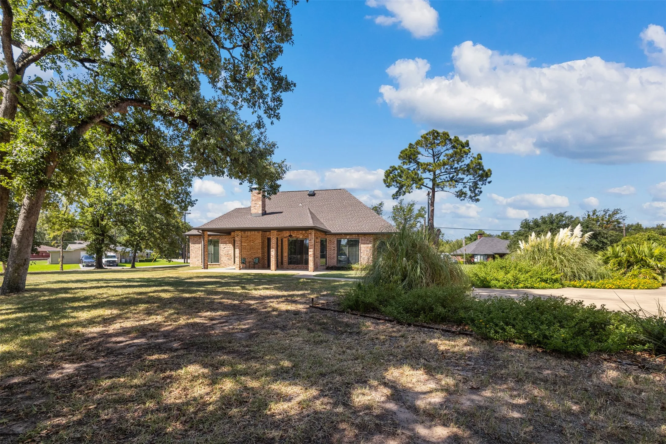 Single Family Residence For Sale in Henderson County , 63 Sunset Boulevard, Star Harbor, Texas 75148, 3 Bedroom, 2 Bathroom, 2 Garage spaces, 1,701 Sqft, built in 2005, mls#21367540, Real Estate Agent in Star Harbor, Homes For Sale in Henderson county, Homes For Sale in Star Harbor, Realtor in Star Harbor Texas, Real Estate Brokerage Independent Realty Texas, Luminita Cordes Realtor