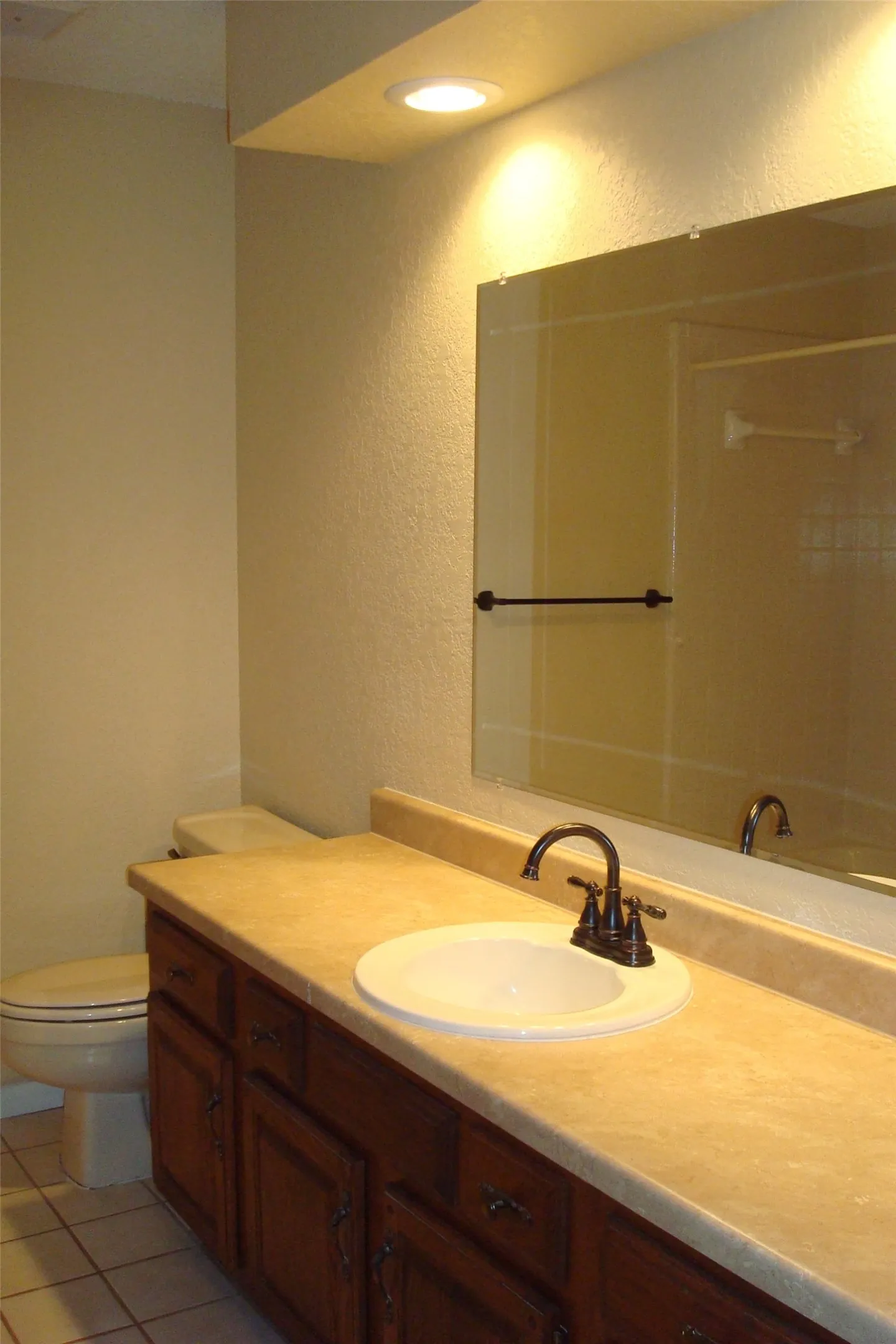 Single Family Residence For Rent in Tarrant County , 1029 Conchos Circle E, Keller, Texas 76248, 3 Bedroom, 2 Bathroom, 2 Garage spaces, 1,476 Sqft, built in 1983, mls#21368231, Real Estate Agent in Keller, Homes For Rent in Tarrant county, Homes For Rent in Keller, Realtor in Keller Texas, Real Estate Brokerage Independent Realty Texas, Luminita Cordes Realtor