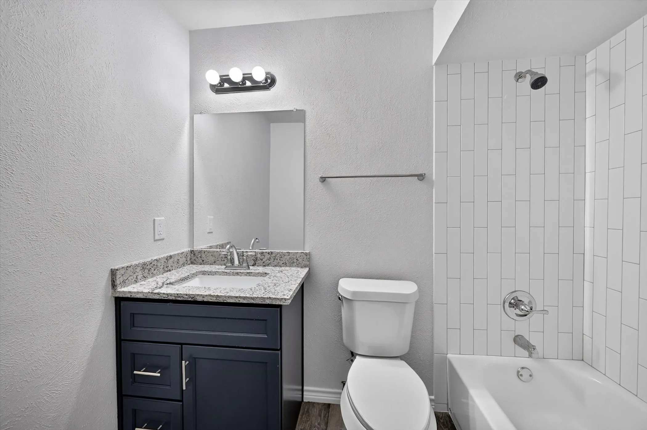 Condominium For Rent in Dallas County , 1801 E Grauwyler Road 101, Irving, Texas 75061, 3 Bedroom, 3 Bathroom, Garage spaces, 1,552 Sqft, built in 1970, mls#21368221, Real Estate Agent in Irving, Homes For Rent in Dallas county, Homes For Rent in Irving, Realtor in Irving Texas, Real Estate Brokerage Independent Realty Texas, Luminita Cordes Realtor