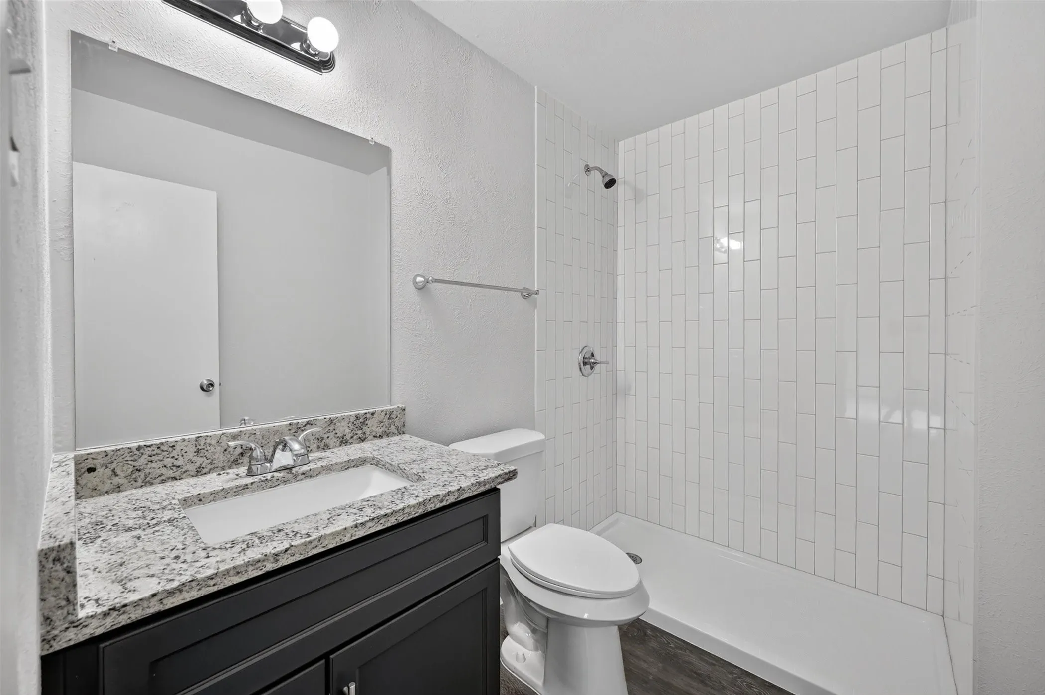 Condominium For Rent in Dallas County , 1801 E Grauwyler Road 101, Irving, Texas 75061, 3 Bedroom, 3 Bathroom, Garage spaces, 1,552 Sqft, built in 1970, mls#21368221, Real Estate Agent in Irving, Homes For Rent in Dallas county, Homes For Rent in Irving, Realtor in Irving Texas, Real Estate Brokerage Independent Realty Texas, Luminita Cordes Realtor