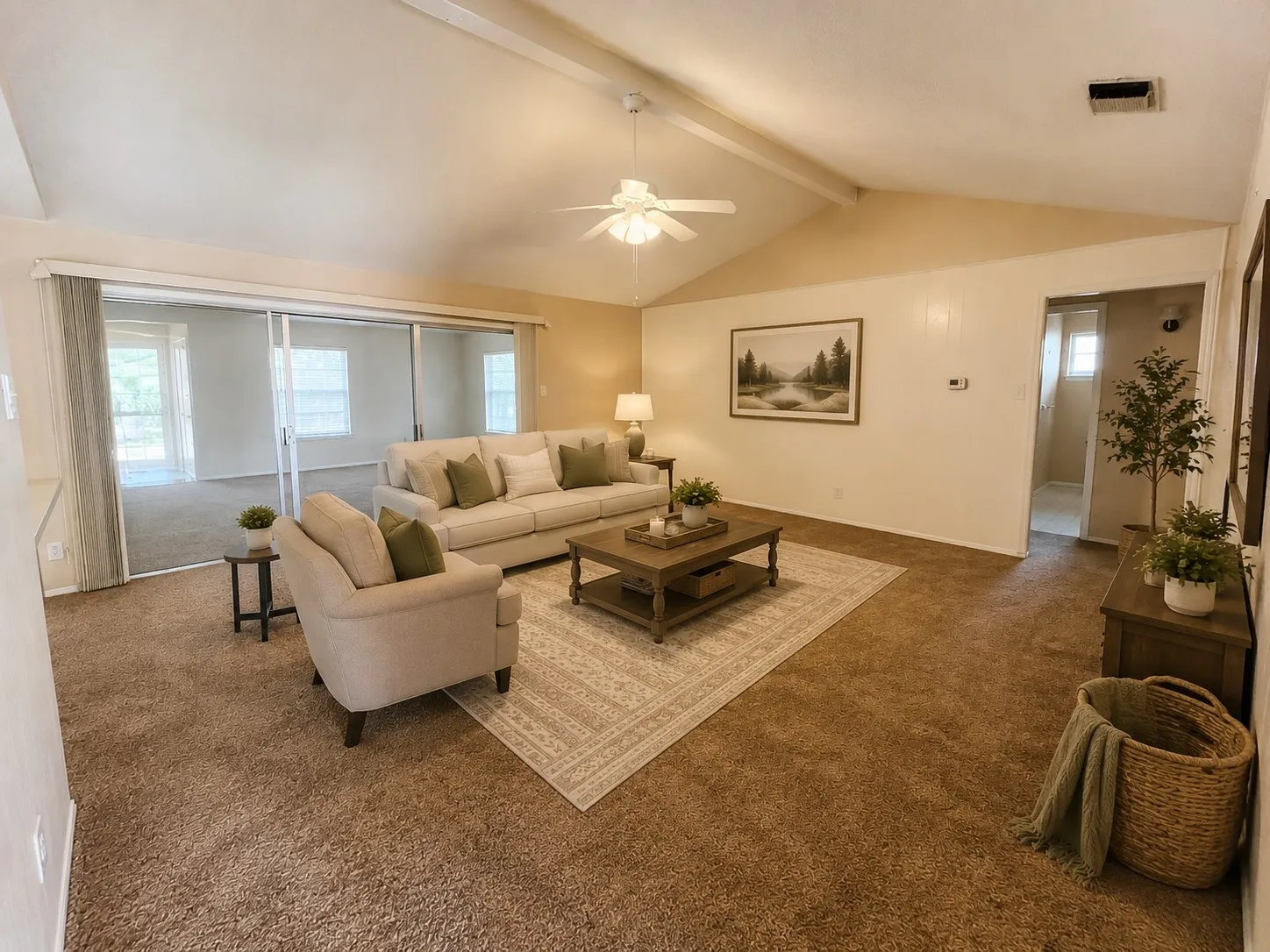 Single Family Residence For Rent in Tarrant County , 1811 Redwood Street, Arlington, Texas 76014, 3 Bedroom, 2 Bathroom, 2 Garage spaces, 1,665 Sqft, built in 1970, mls#21320485, Real Estate Agent in Arlington, Homes For Rent in Tarrant county, Homes For Rent in Arlington, Realtor in Arlington Texas, Real Estate Brokerage Independent Realty Texas, Luminita Cordes Realtor
