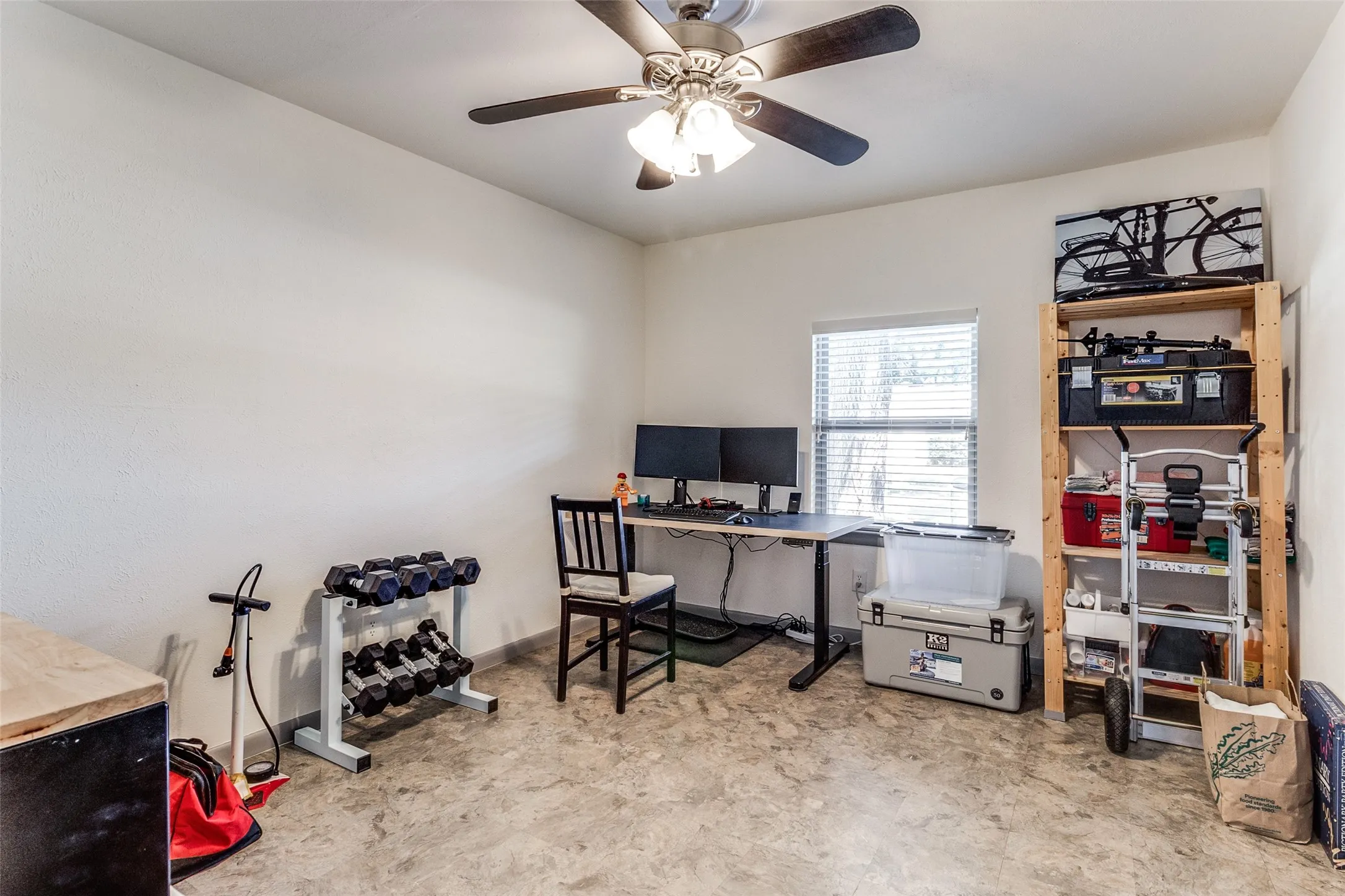 Single Family Residence For Rent in Dallas County , 10312 Sylvia Drive, Dallas, Texas 75228, 3 Bedroom, 2 Bathroom, Garage spaces, 1,218 Sqft, built in 1951, mls#21368234, Real Estate Agent in Dallas, Homes For Rent in Dallas county, Homes For Rent in Dallas, Realtor in Dallas Texas, Real Estate Brokerage Independent Realty Texas, Luminita Cordes Realtor