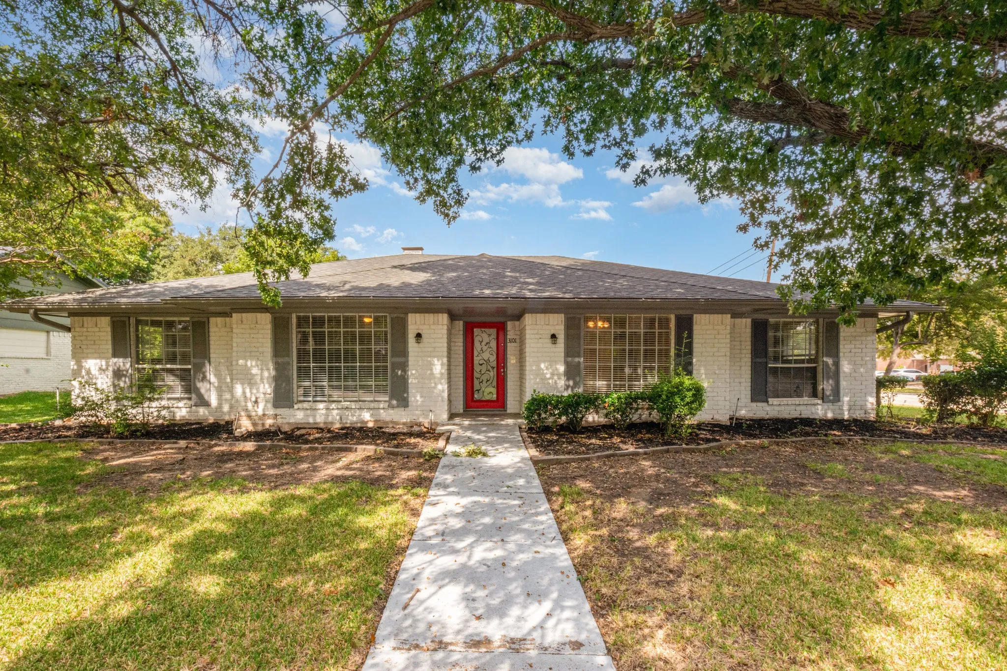 Single Family Residence For Sale in Collin County , 3101 Bonniebrook Drive, Plano, Texas 75075, 4 Bedroom, 3 Bathroom, 2 Garage spaces, 2,479 Sqft, built in 1973, mls#21368174, Real Estate Agent in Plano, Homes For Sale in Collin county, Homes For Sale in Plano, Realtor in Plano Texas, Real Estate Brokerage Independent Realty Texas, Luminita Cordes Realtor