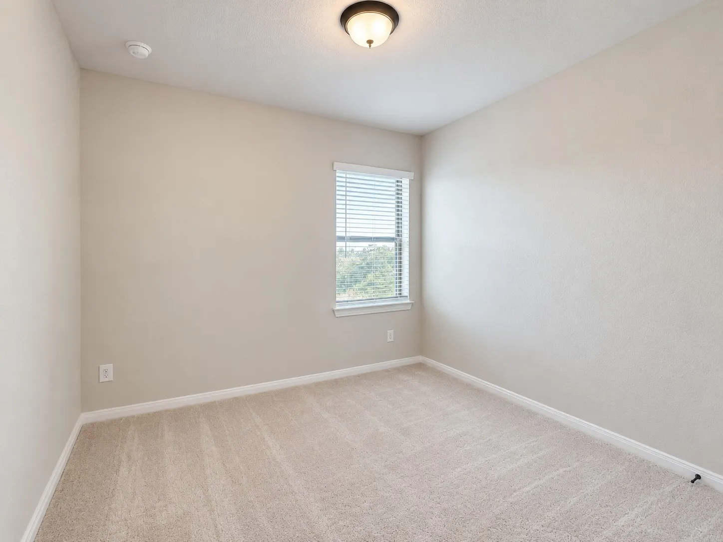 Single Family Residence For Rent in Tarrant County , 905 Carnation Drive, Crowley, Texas 76036, 3 Bedroom, 3 Bathroom, 2 Garage spaces, 1,904 Sqft, built in 2025, mls#21368087, Real Estate Agent in Crowley, Homes For Rent in Tarrant county, Homes For Rent in Crowley, Realtor in Crowley Texas, Real Estate Brokerage Independent Realty Texas, Luminita Cordes Realtor