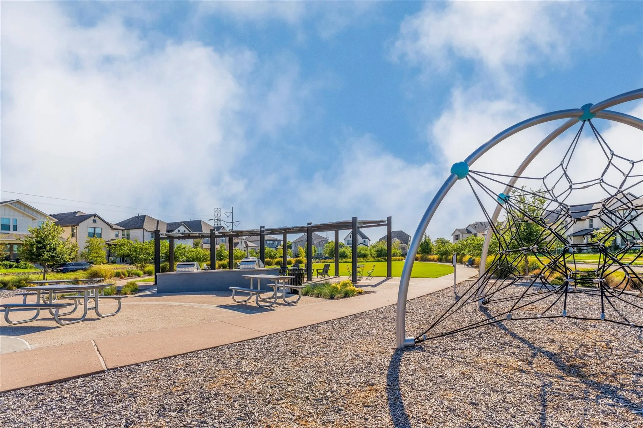 Single Family Residence For Rent in Tarrant County , 905 Carnation Drive, Crowley, Texas 76036, 3 Bedroom, 3 Bathroom, 2 Garage spaces, 1,904 Sqft, built in 2025, mls#21368087, Real Estate Agent in Crowley, Homes For Rent in Tarrant county, Homes For Rent in Crowley, Realtor in Crowley Texas, Real Estate Brokerage Independent Realty Texas, Luminita Cordes Realtor
