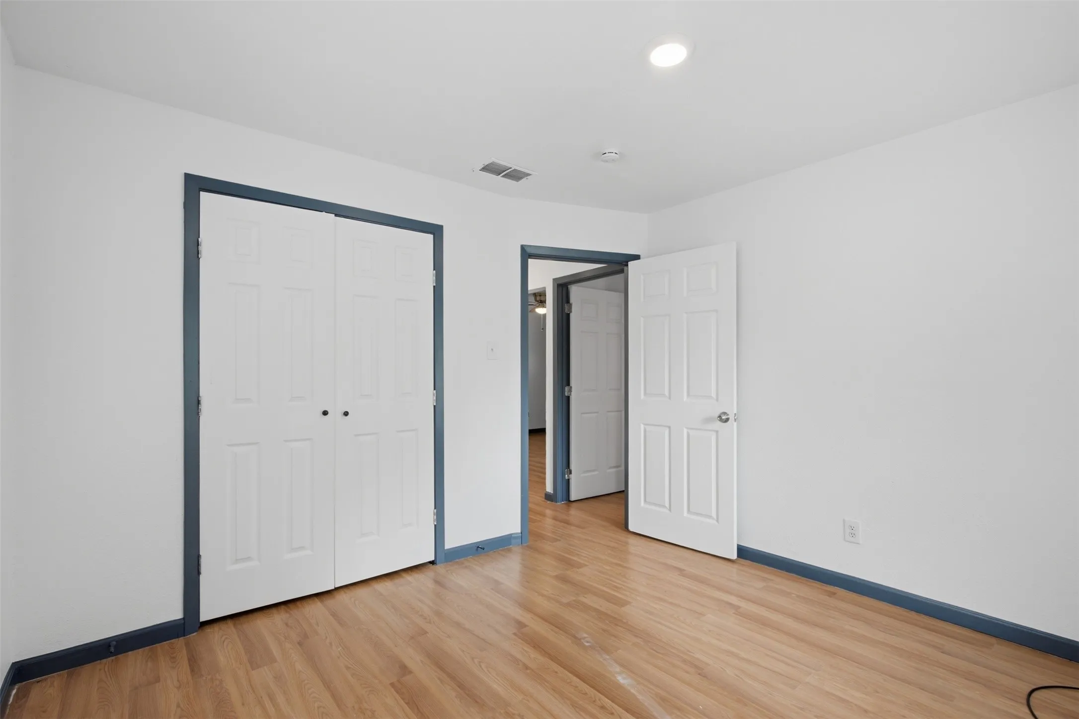 Single Family Residence For Rent in Grayson County , 620 E Sears Street, Denison, Texas 75021, 2 Bedroom, 1 Bathroom, Garage spaces, 980 Sqft, built in 1940, mls#21368271, Real Estate Agent in Denison, Homes For Rent in Grayson county, Homes For Rent in Denison, Realtor in Denison Texas, Real Estate Brokerage Independent Realty Texas, Luminita Cordes Realtor