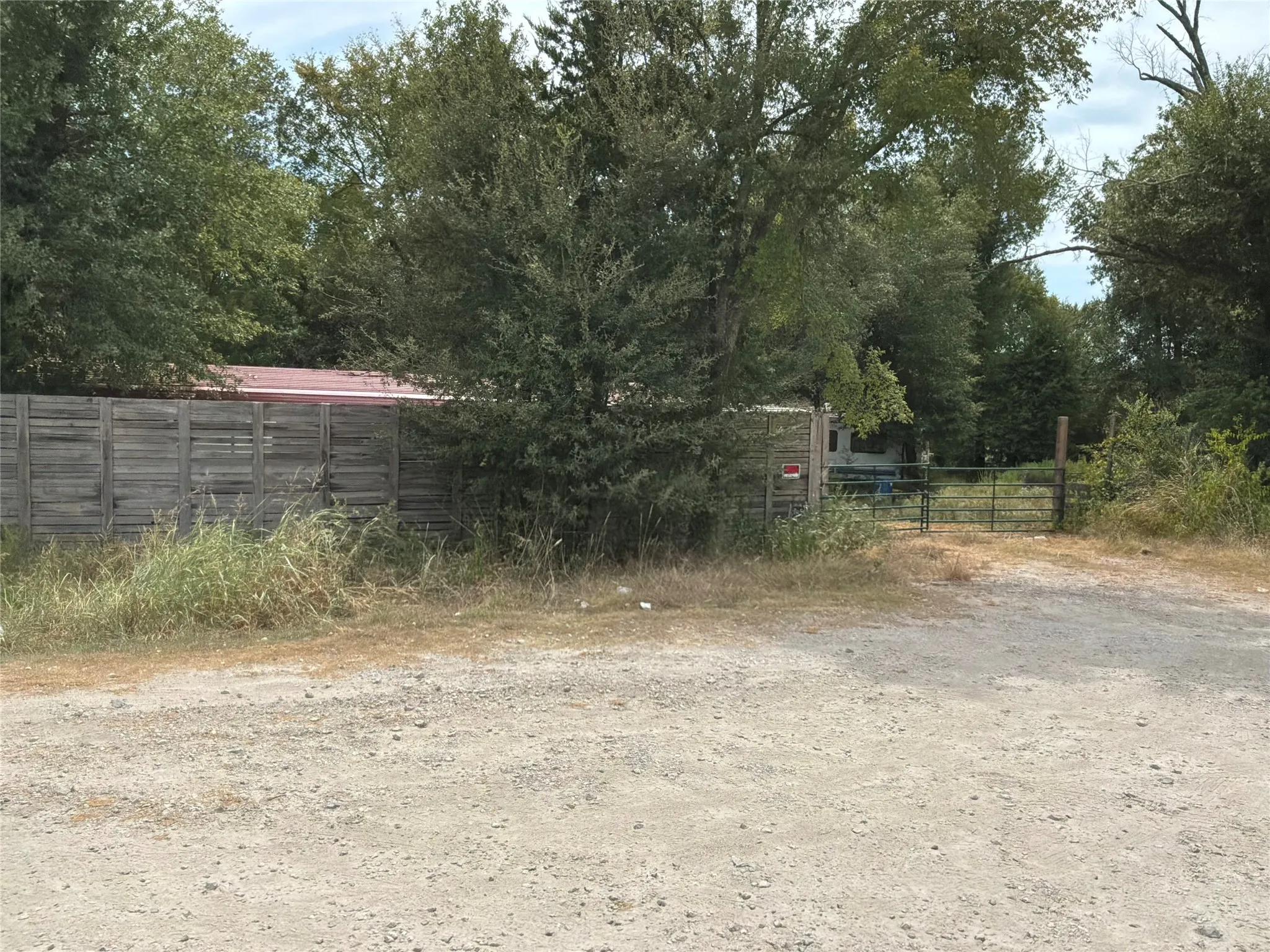 Improved Land For Sale in Navarro County , 6858 SW County Road 0022 Road, Corsicana, Texas 75109, 0, 0, Garage spaces, 0 Sqft, built in 0, mls#21368255, Real Estate Agent in Corsicana, Homes For Sale in Navarro county, Homes For Sale in Corsicana, Realtor in Corsicana Texas, Real Estate Brokerage Independent Realty Texas, Luminita Cordes Realtor