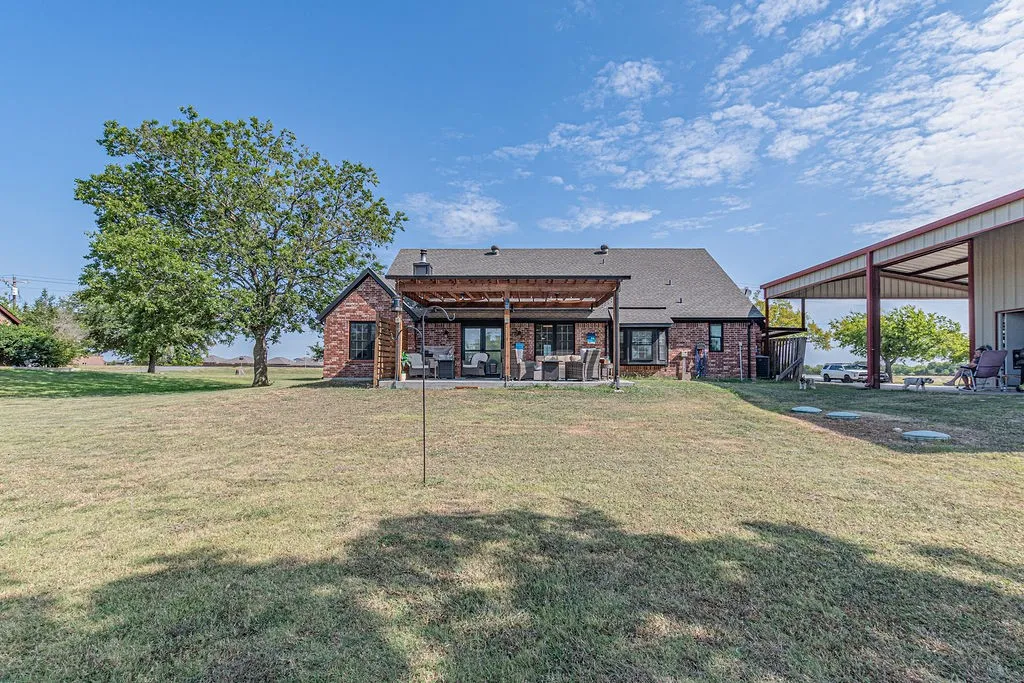 Single Family Residence For Sale in Hunt County , 5497 Fm 6, Josephine, Texas 75135, 4 Bedroom, 2 Bathroom, 2 Garage spaces, 2,067 Sqft, built in 2003, mls#21350521, Real Estate Agent in Josephine, Homes For Sale in Hunt county, Homes For Sale in Josephine, Realtor in Josephine Texas, Real Estate Brokerage Independent Realty Texas, Luminita Cordes Realtor