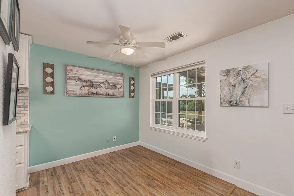 Single Family Residence For Sale in Hunt County , 5497 Fm 6, Josephine, Texas 75135, 4 Bedroom, 2 Bathroom, 2 Garage spaces, 2,067 Sqft, built in 2003, mls#21350521, Real Estate Agent in Josephine, Homes For Sale in Hunt county, Homes For Sale in Josephine, Realtor in Josephine Texas, Real Estate Brokerage Independent Realty Texas, Luminita Cordes Realtor