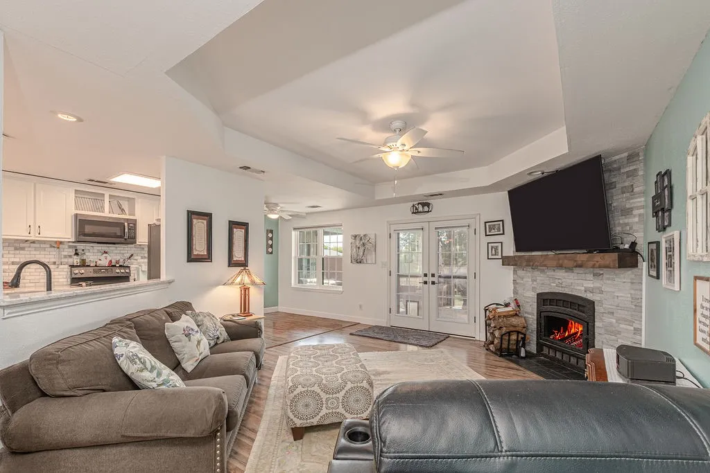 Single Family Residence For Sale in Hunt County , 5497 Fm 6, Josephine, Texas 75135, 4 Bedroom, 2 Bathroom, 2 Garage spaces, 2,067 Sqft, built in 2003, mls#21350521, Real Estate Agent in Josephine, Homes For Sale in Hunt county, Homes For Sale in Josephine, Realtor in Josephine Texas, Real Estate Brokerage Independent Realty Texas, Luminita Cordes Realtor