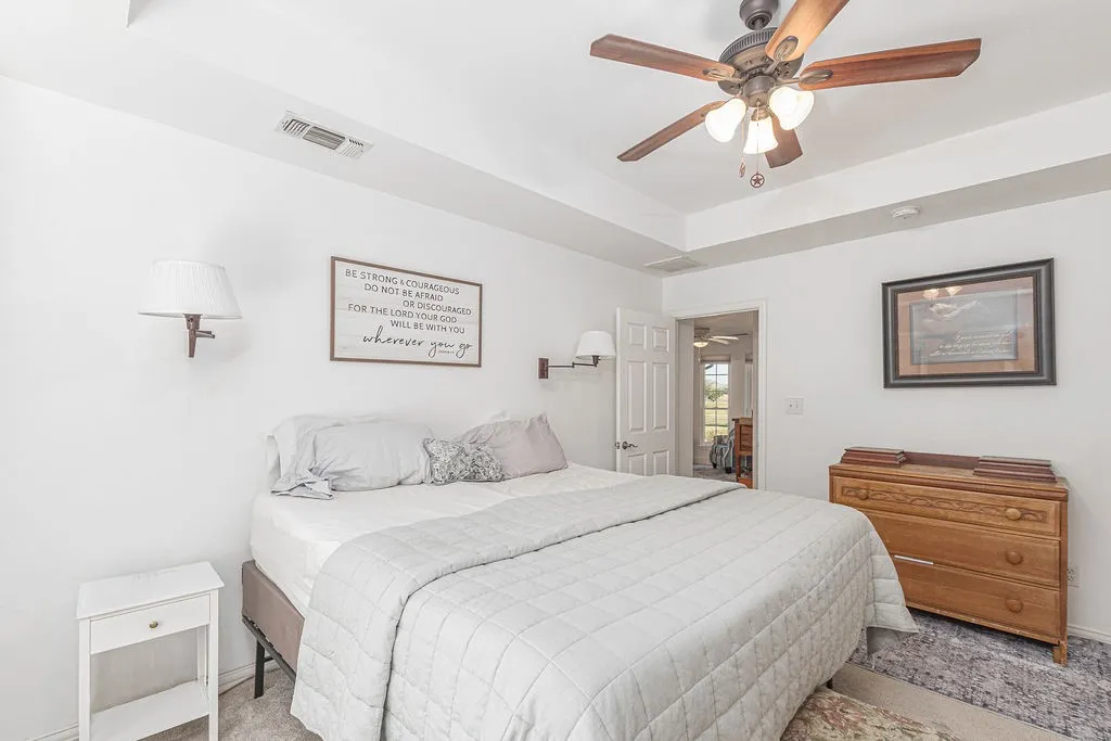 Single Family Residence For Sale in Hunt County , 5497 Fm 6, Josephine, Texas 75135, 4 Bedroom, 2 Bathroom, 2 Garage spaces, 2,067 Sqft, built in 2003, mls#21350521, Real Estate Agent in Josephine, Homes For Sale in Hunt county, Homes For Sale in Josephine, Realtor in Josephine Texas, Real Estate Brokerage Independent Realty Texas, Luminita Cordes Realtor