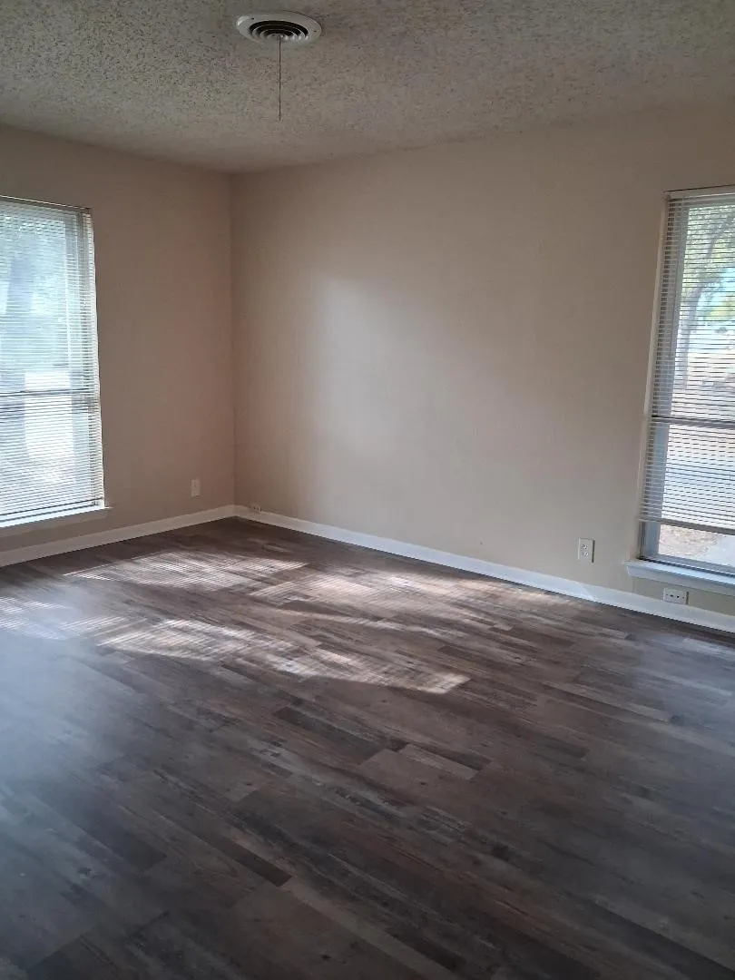 NEW LUXURY VINYL INSTALLED 9/29/26