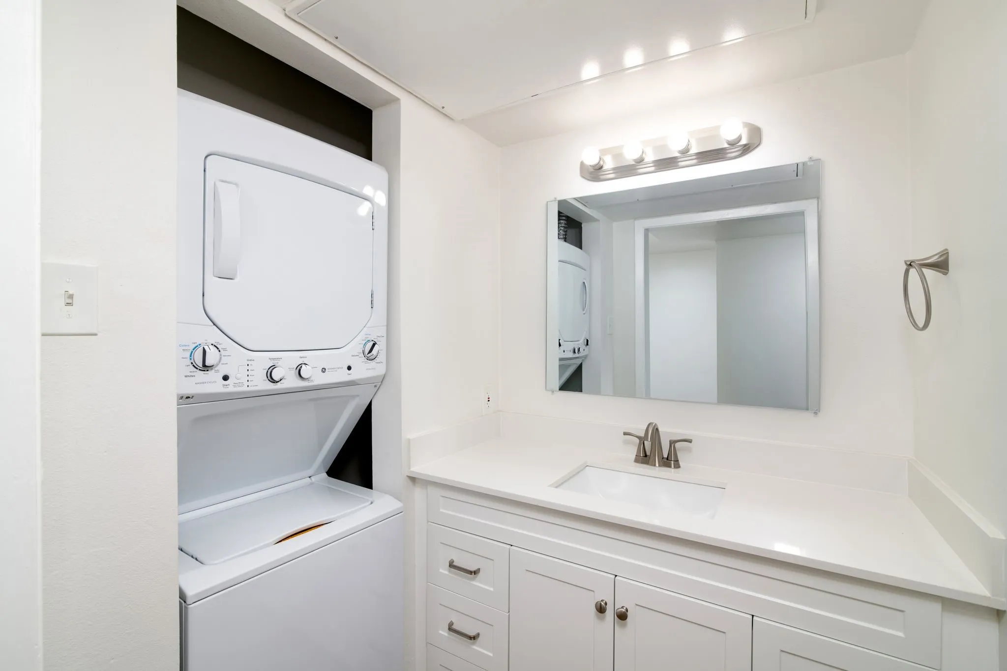 Apartment For Rent in Dallas County , 2722 Throckmorton Street 102, Dallas, Texas 75219, 0, 0, Garage spaces, 475 Sqft, built in 1974, mls#21368279, Real Estate Agent in Dallas, Homes For Rent in Dallas county, Homes For Rent in Dallas, Realtor in Dallas Texas, Real Estate Brokerage Independent Realty Texas, Luminita Cordes Realtor