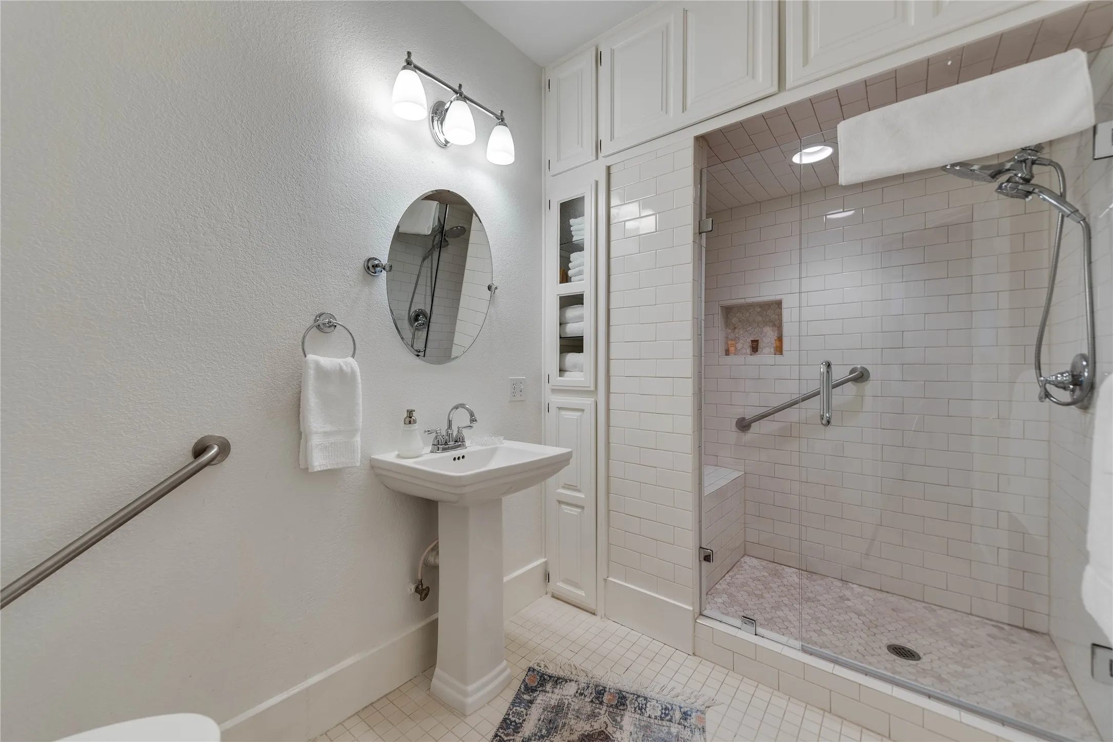 Single Family Residence For Sale in Nolan County , 1400 Sam Houston Street, Sweetwater, Texas 79556, 6 Bedroom, 8 Bathroom, 4 Garage spaces, 7,798 Sqft, built in 1912, mls#21368282, Real Estate Agent in Sweetwater, Homes For Sale in Nolan county, Homes For Sale in Sweetwater, Realtor in Sweetwater Texas, Real Estate Brokerage Independent Realty Texas, Luminita Cordes Realtor