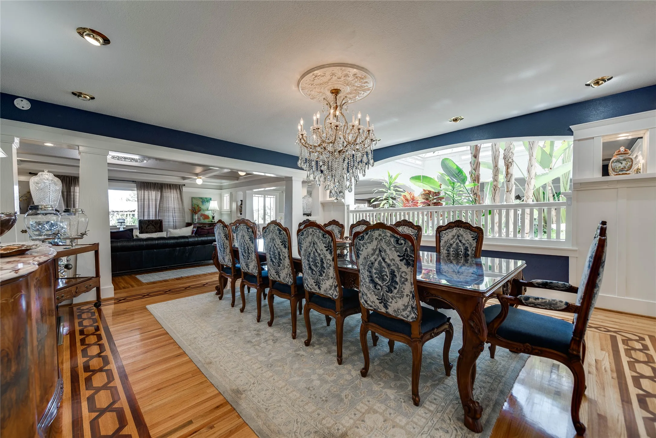 Single Family Residence For Sale in Nolan County , 1400 Sam Houston Street, Sweetwater, Texas 79556, 6 Bedroom, 8 Bathroom, 4 Garage spaces, 7,798 Sqft, built in 1912, mls#21368282, Real Estate Agent in Sweetwater, Homes For Sale in Nolan county, Homes For Sale in Sweetwater, Realtor in Sweetwater Texas, Real Estate Brokerage Independent Realty Texas, Luminita Cordes Realtor
