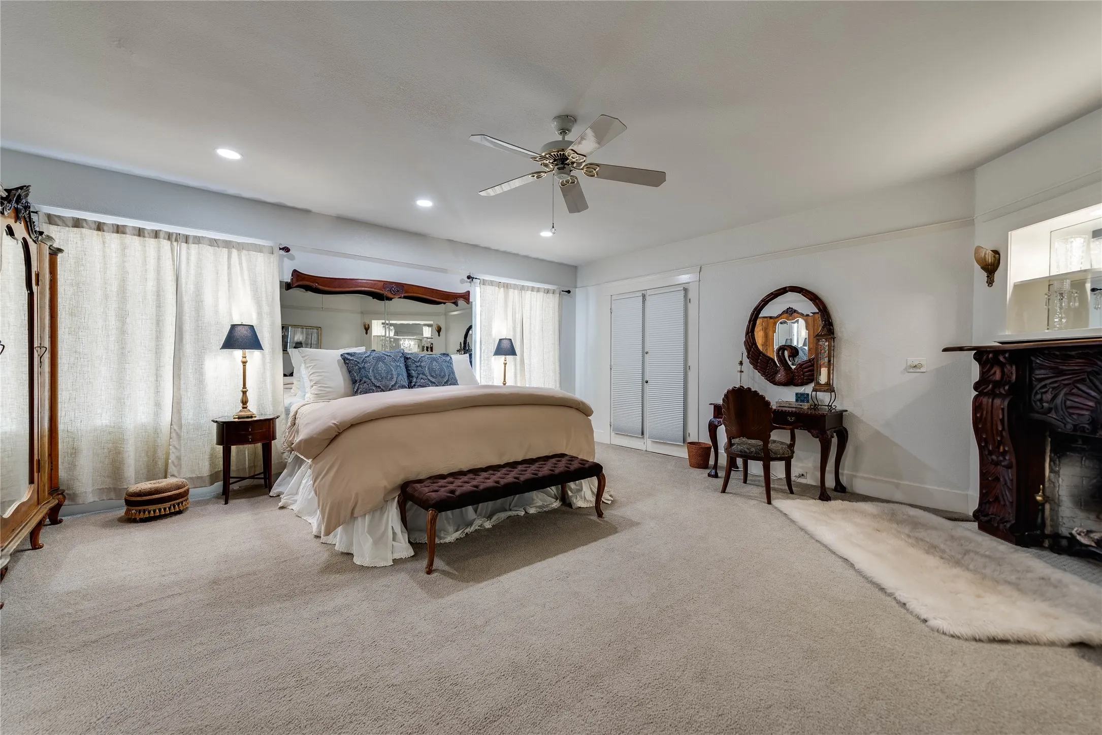 Single Family Residence For Sale in Nolan County , 1400 Sam Houston Street, Sweetwater, Texas 79556, 6 Bedroom, 8 Bathroom, 4 Garage spaces, 7,798 Sqft, built in 1912, mls#21368282, Real Estate Agent in Sweetwater, Homes For Sale in Nolan county, Homes For Sale in Sweetwater, Realtor in Sweetwater Texas, Real Estate Brokerage Independent Realty Texas, Luminita Cordes Realtor
