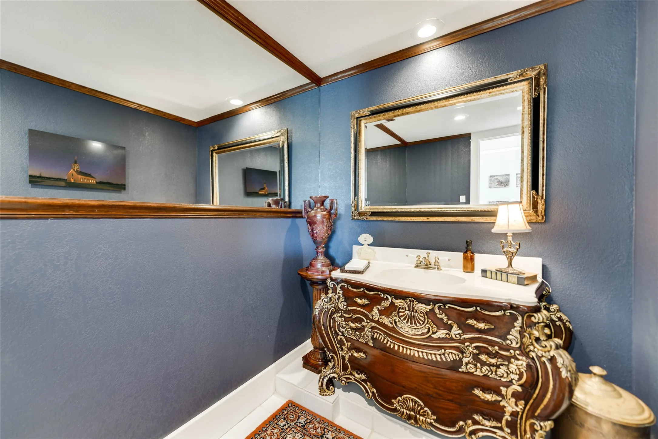 Single Family Residence For Sale in Nolan County , 1400 Sam Houston Street, Sweetwater, Texas 79556, 6 Bedroom, 8 Bathroom, 4 Garage spaces, 7,798 Sqft, built in 1912, mls#21368282, Real Estate Agent in Sweetwater, Homes For Sale in Nolan county, Homes For Sale in Sweetwater, Realtor in Sweetwater Texas, Real Estate Brokerage Independent Realty Texas, Luminita Cordes Realtor