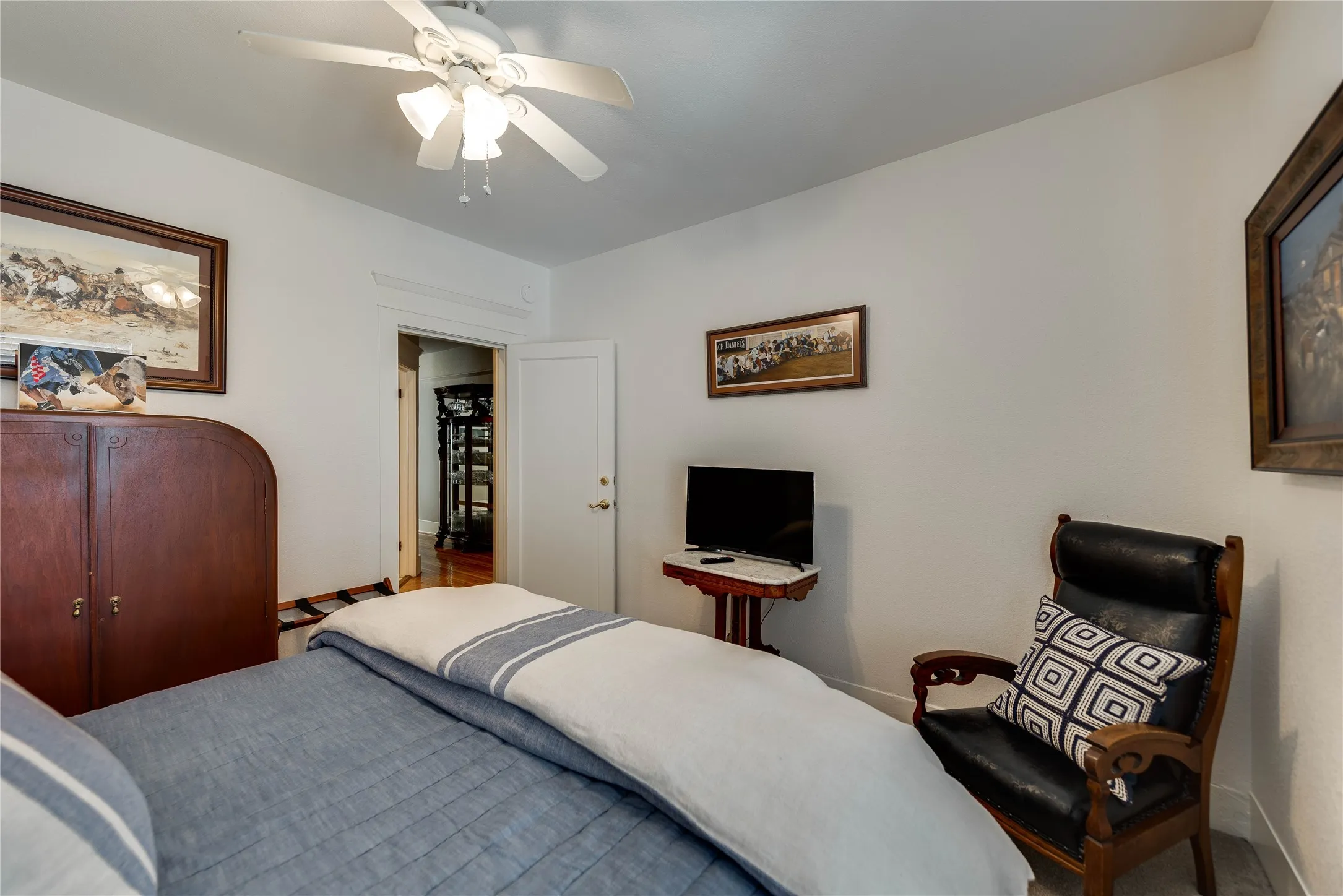 Single Family Residence For Sale in Nolan County , 1400 Sam Houston Street, Sweetwater, Texas 79556, 6 Bedroom, 8 Bathroom, 4 Garage spaces, 7,798 Sqft, built in 1912, mls#21368282, Real Estate Agent in Sweetwater, Homes For Sale in Nolan county, Homes For Sale in Sweetwater, Realtor in Sweetwater Texas, Real Estate Brokerage Independent Realty Texas, Luminita Cordes Realtor