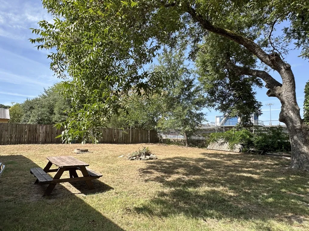 Duplex For Sale in Henderson County , 11281 Moss Street, Brownsboro, Texas 75756, 4 Bedroom, 2 Bathroom, Garage spaces, 0 Sqft, built in 1932, mls#21368287, Real Estate Agent in Brownsboro, Homes For Sale in Henderson county, Homes For Sale in Brownsboro, Realtor in Brownsboro Texas, Real Estate Brokerage Independent Realty Texas, Luminita Cordes Realtor
