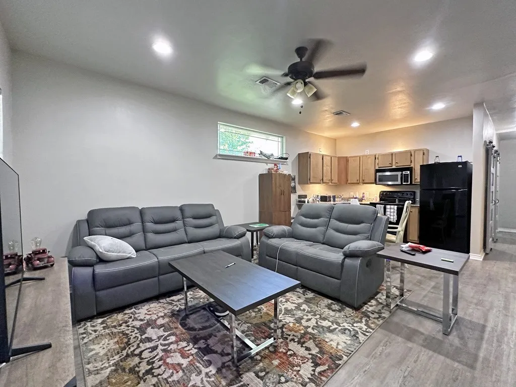 Duplex For Sale in Henderson County , 11281 Moss Street, Brownsboro, Texas 75756, 4 Bedroom, 2 Bathroom, Garage spaces, 0 Sqft, built in 1932, mls#21368287, Real Estate Agent in Brownsboro, Homes For Sale in Henderson county, Homes For Sale in Brownsboro, Realtor in Brownsboro Texas, Real Estate Brokerage Independent Realty Texas, Luminita Cordes Realtor