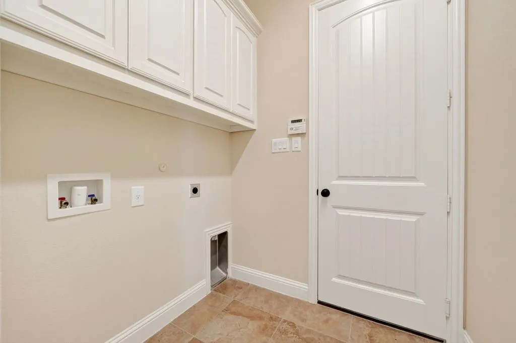 Single Family Residence For Sale in Rockwall County , 808 Knox Drive, Rockwall, Texas 75087, 3 Bedroom, 2 Bathroom, 2 Garage spaces, 2,355 Sqft, built in 2017, mls#21368081, Real Estate Agent in Rockwall, Homes For Sale in Rockwall county, Homes For Sale in Rockwall, Realtor in Rockwall Texas, Real Estate Brokerage Independent Realty Texas, Luminita Cordes Realtor