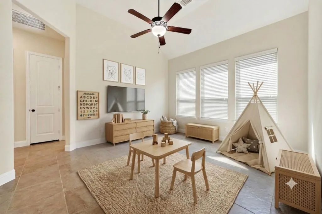 Single Family Residence For Sale in Rockwall County , 808 Knox Drive, Rockwall, Texas 75087, 3 Bedroom, 2 Bathroom, 2 Garage spaces, 2,355 Sqft, built in 2017, mls#21368081, Real Estate Agent in Rockwall, Homes For Sale in Rockwall county, Homes For Sale in Rockwall, Realtor in Rockwall Texas, Real Estate Brokerage Independent Realty Texas, Luminita Cordes Realtor