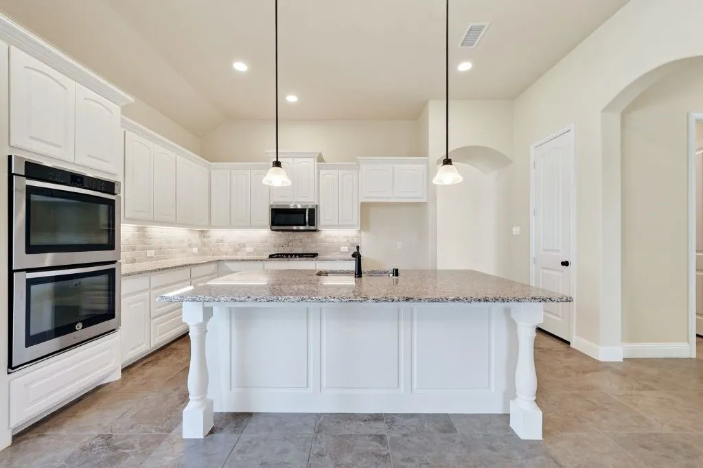 Single Family Residence For Sale in Rockwall County , 808 Knox Drive, Rockwall, Texas 75087, 3 Bedroom, 2 Bathroom, 2 Garage spaces, 2,355 Sqft, built in 2017, mls#21368081, Real Estate Agent in Rockwall, Homes For Sale in Rockwall county, Homes For Sale in Rockwall, Realtor in Rockwall Texas, Real Estate Brokerage Independent Realty Texas, Luminita Cordes Realtor