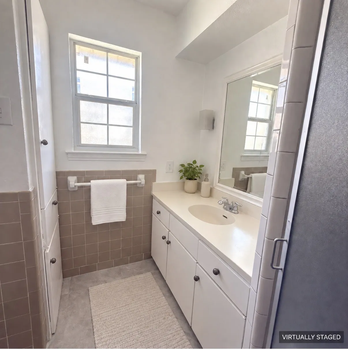 Condominium For Rent in Dallas County , 5084 Matilda Street 219, Dallas, Texas 75206, 2 Bedroom, 2 Bathroom, Garage spaces, 1,038 Sqft, built in 1969, mls#21351444, Real Estate Agent in Dallas, Homes For Rent in Dallas county, Homes For Rent in Dallas, Realtor in Dallas Texas, Real Estate Brokerage Independent Realty Texas, Luminita Cordes Realtor