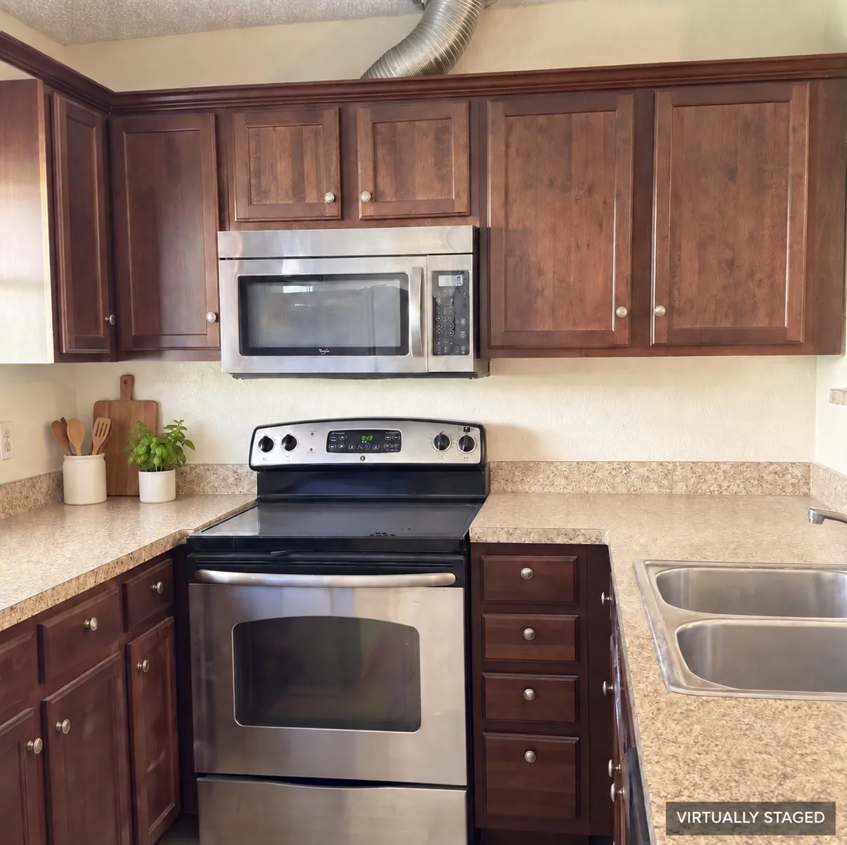 Condominium For Rent in Dallas County , 5084 Matilda Street 219, Dallas, Texas 75206, 2 Bedroom, 2 Bathroom, Garage spaces, 1,038 Sqft, built in 1969, mls#21351444, Real Estate Agent in Dallas, Homes For Rent in Dallas county, Homes For Rent in Dallas, Realtor in Dallas Texas, Real Estate Brokerage Independent Realty Texas, Luminita Cordes Realtor