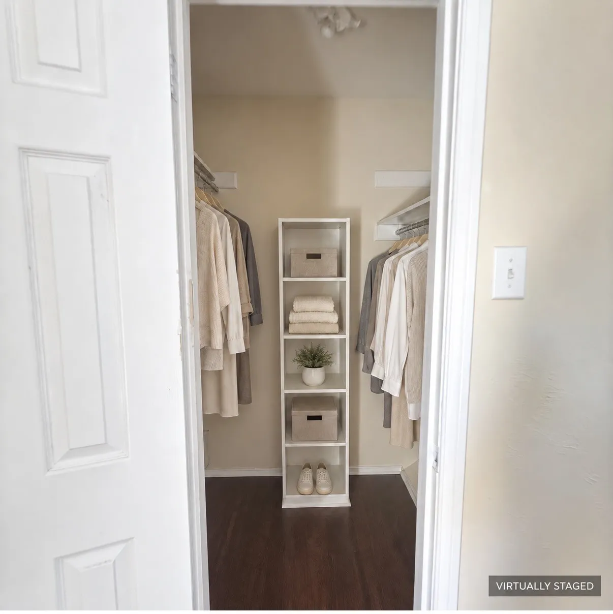 Condominium For Rent in Dallas County , 5084 Matilda Street 219, Dallas, Texas 75206, 2 Bedroom, 2 Bathroom, Garage spaces, 1,038 Sqft, built in 1969, mls#21351444, Real Estate Agent in Dallas, Homes For Rent in Dallas county, Homes For Rent in Dallas, Realtor in Dallas Texas, Real Estate Brokerage Independent Realty Texas, Luminita Cordes Realtor